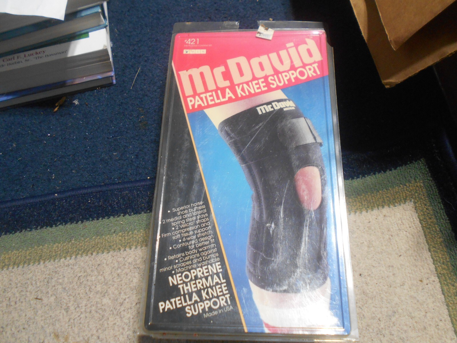 McDavid 421 Patella Knee Support small
