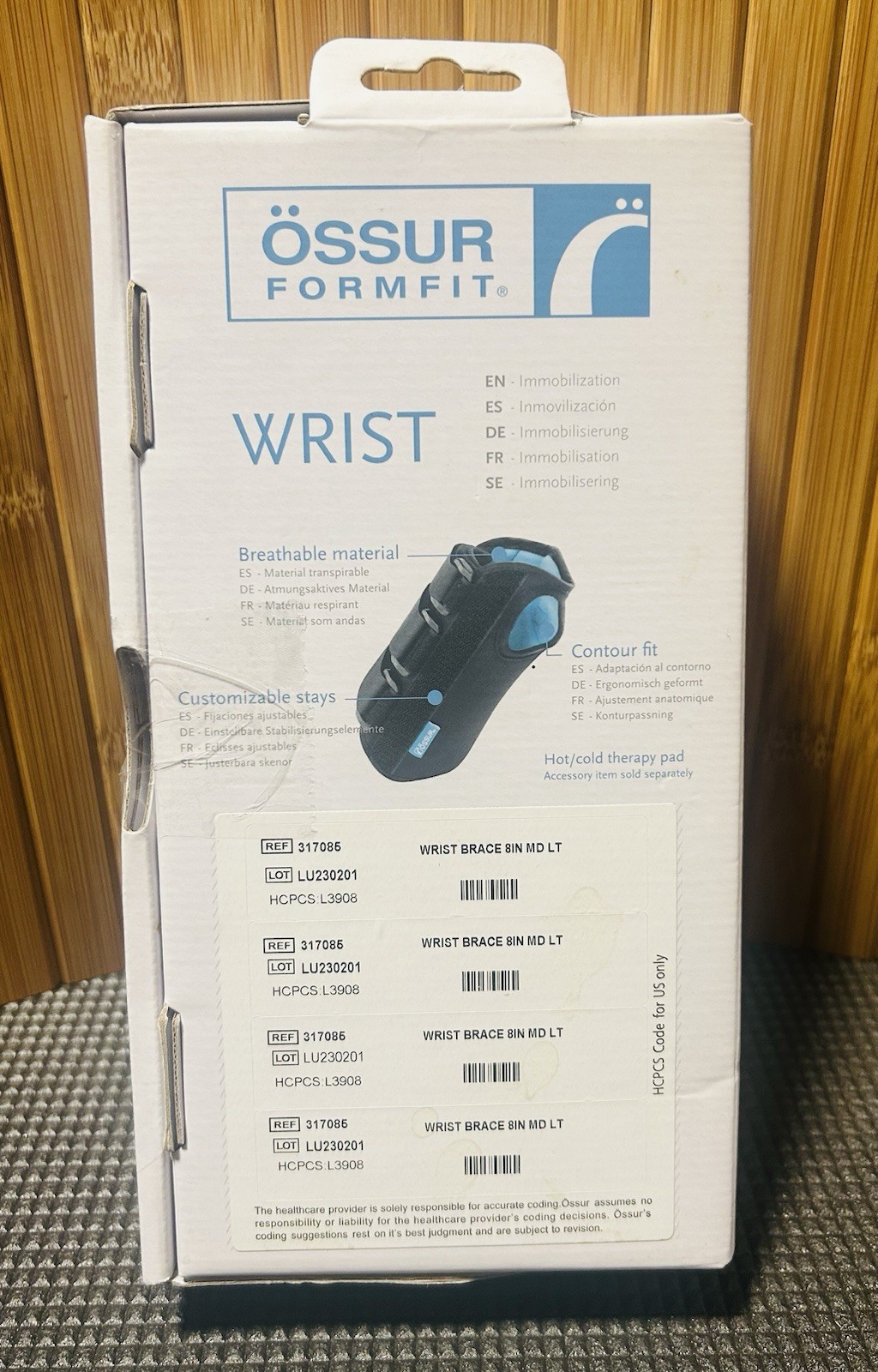 Ossur Formfit 317085 Wrist Brace 8″ Black Medium Left Hand Adjustable Straps