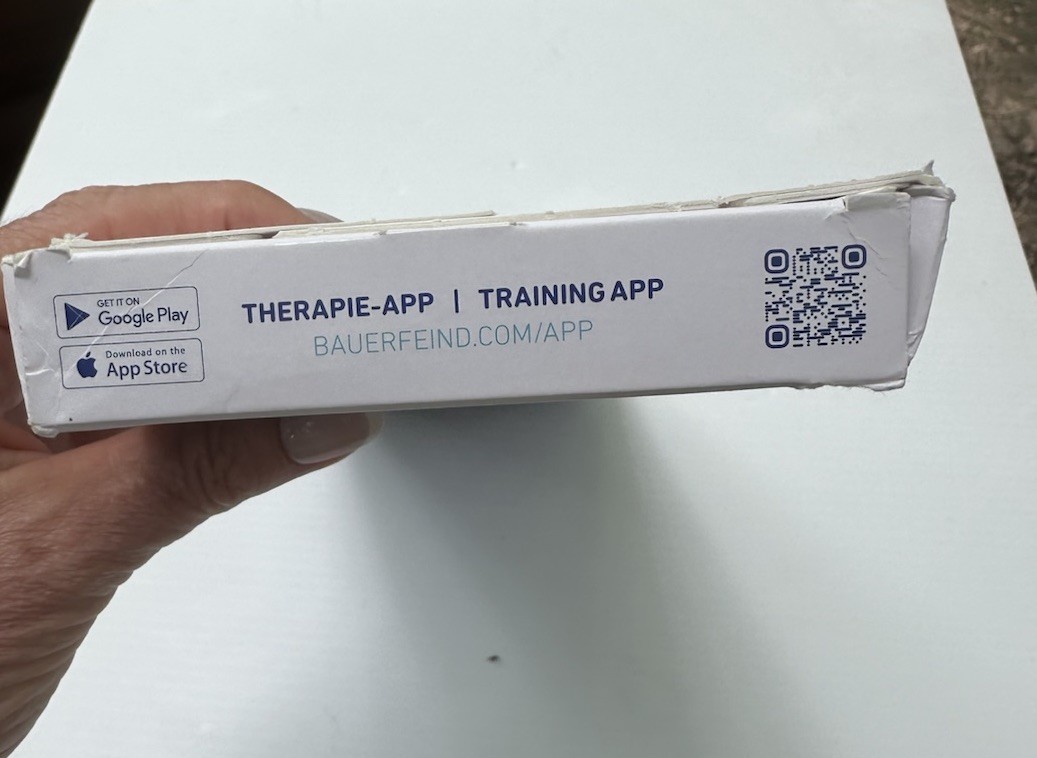 Bauerfeind GenuTrain Knee Support Brace Size 3 Beige New