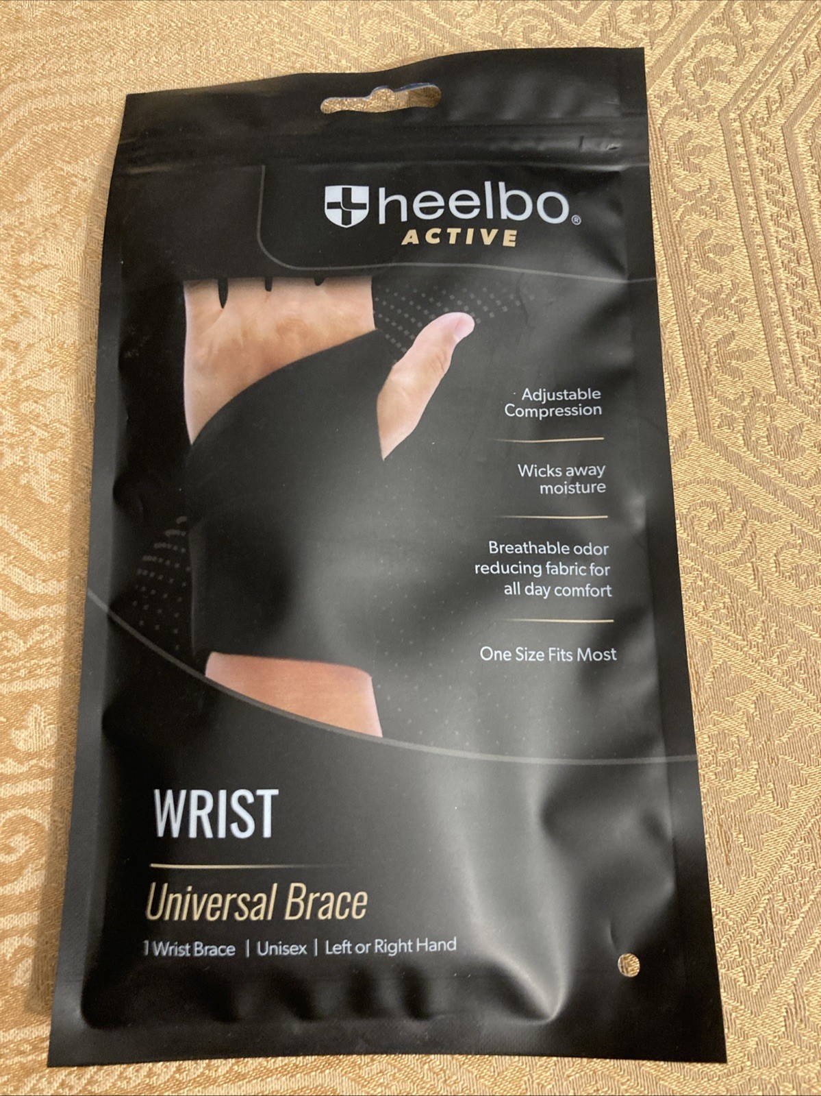 NEW Heelbo Active Unisex, 1 Size Fits ALL, Black Wrist Brace New