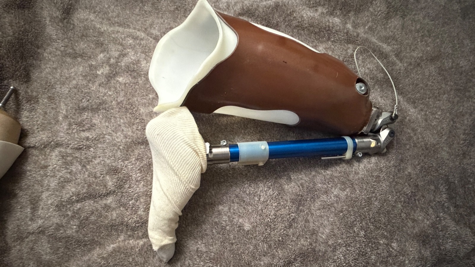Vintage Ottobock Titan Left – Above the knee with Original Stub
