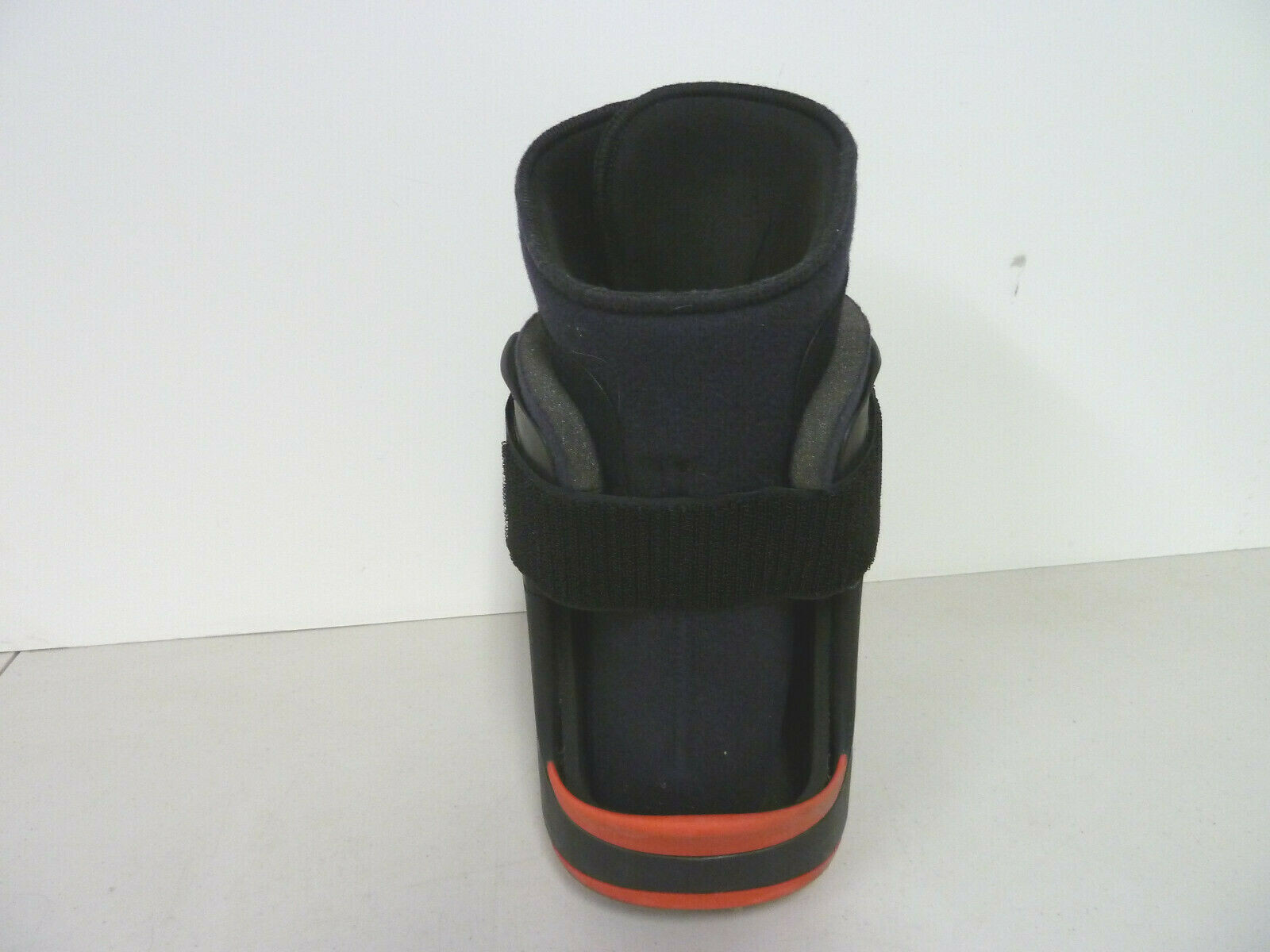 Ovation Medical Short Walker Boot Brace 11103RED Size Small