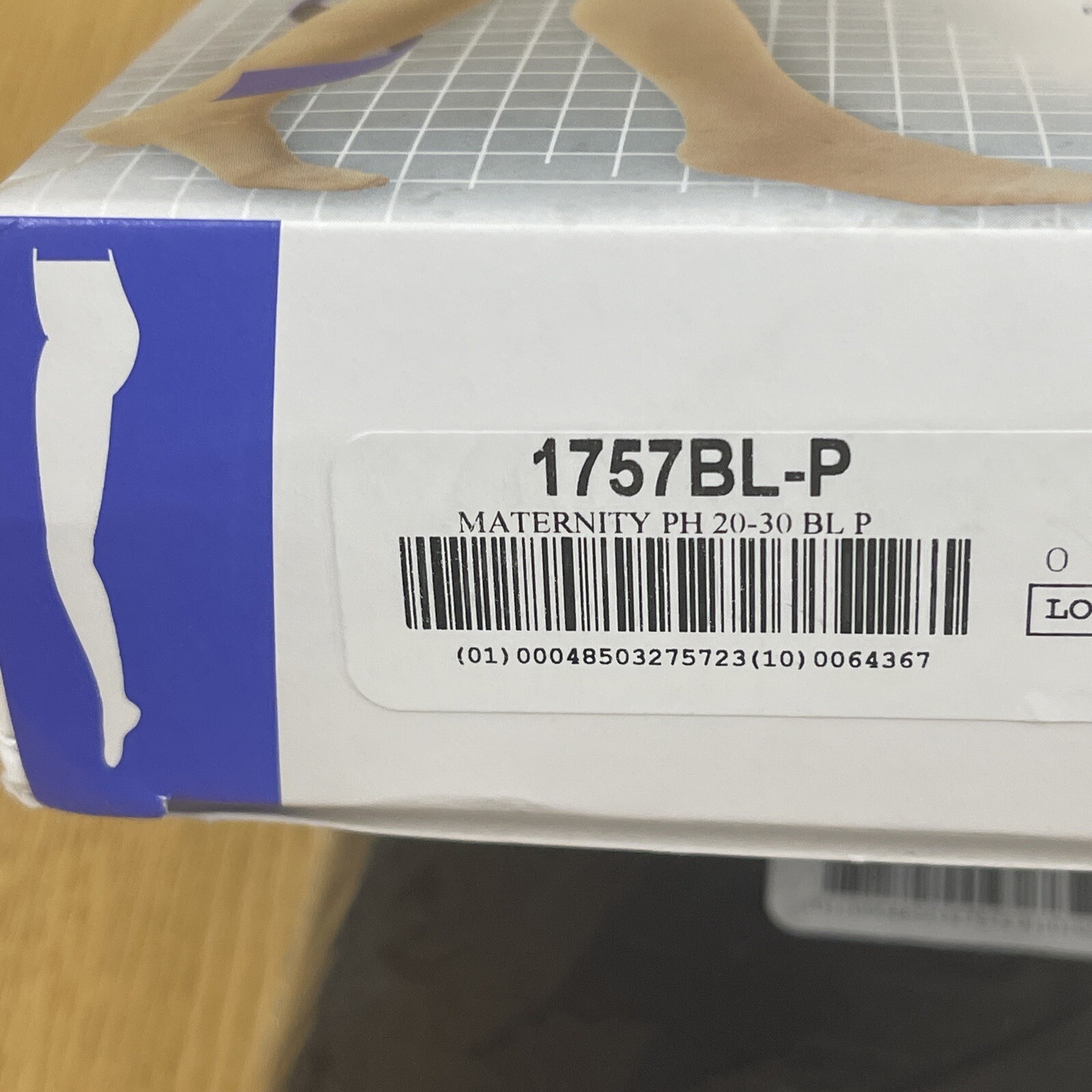 NEW Truform 1757 Maternity Compression Pantyhose 20-30 mmHg in Black Size Petite