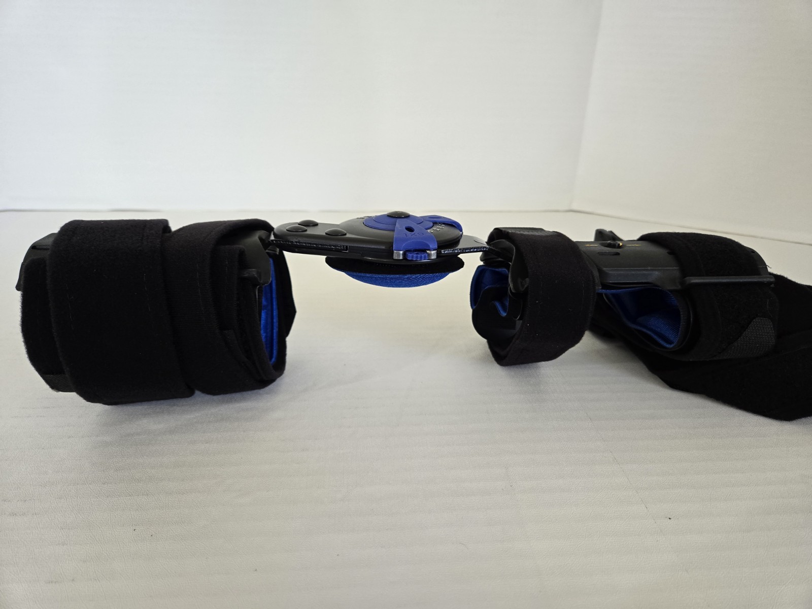 Advanced Ortho Universal Hinge Right Elbow Brace 2320-R FREE SHIPPING