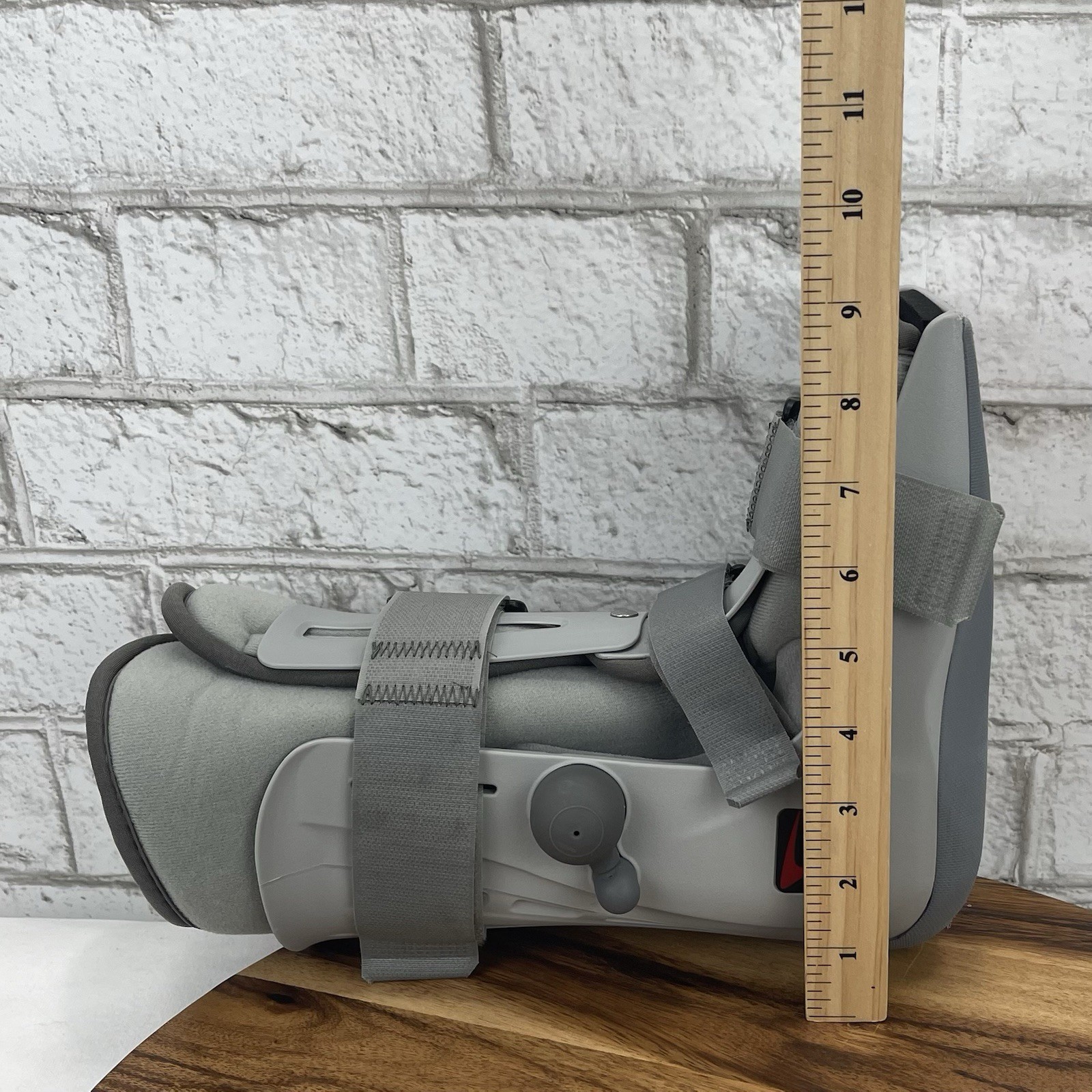 Breg Genesis Full Shell Walker Extra Small XS Ankle Foot Boot Pump Brace