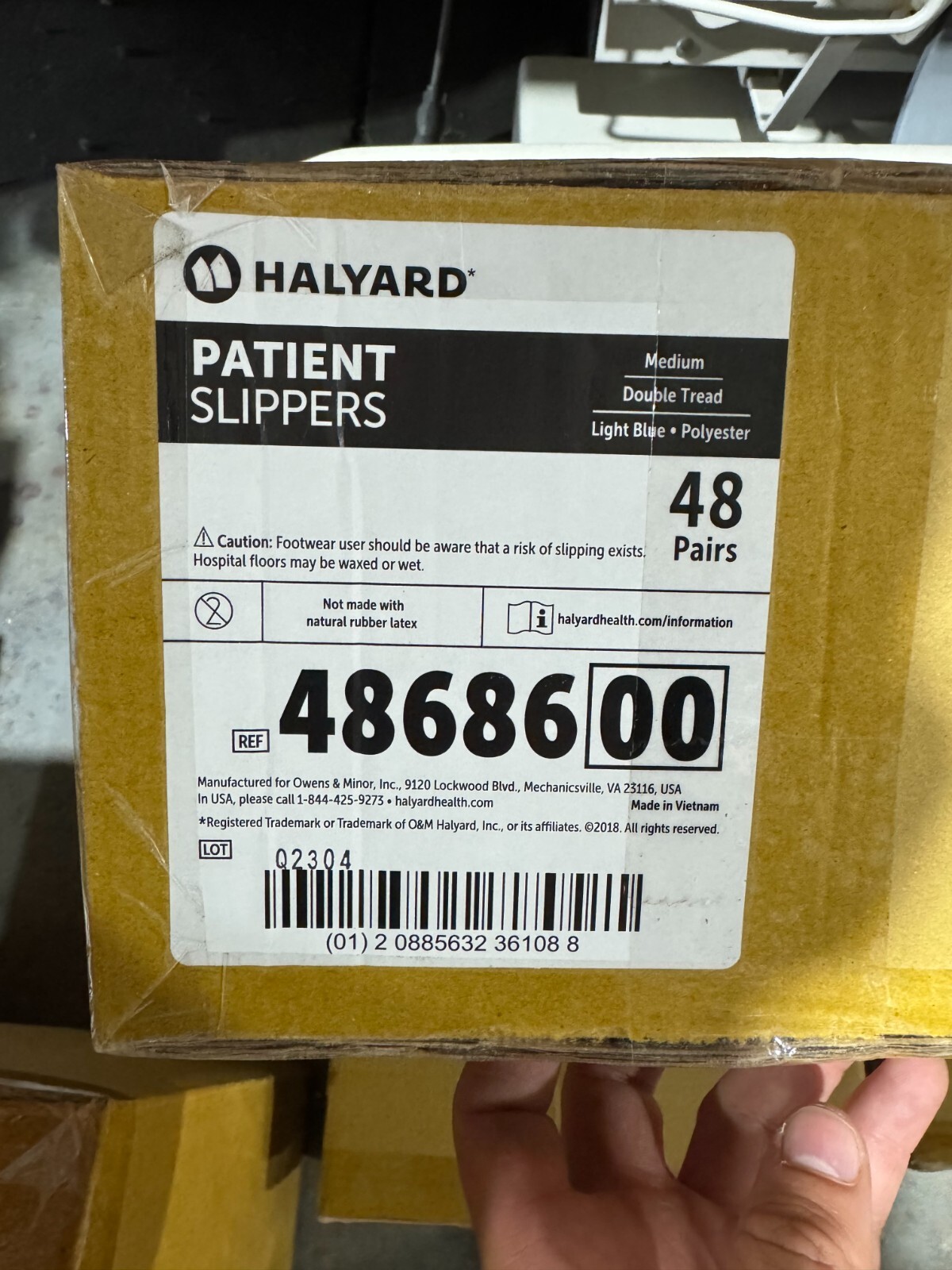 Halyard 4868600 Patient Slippers Medium (Light Blue) (BOX OF 48)