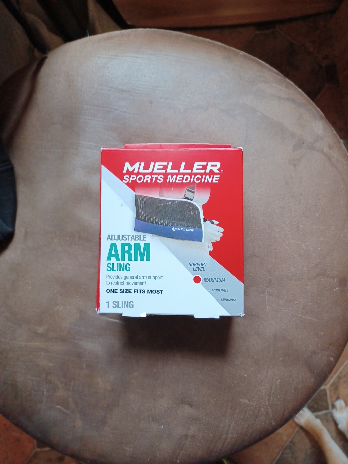 Mueller Adjustable Arm Sling one size fits most
