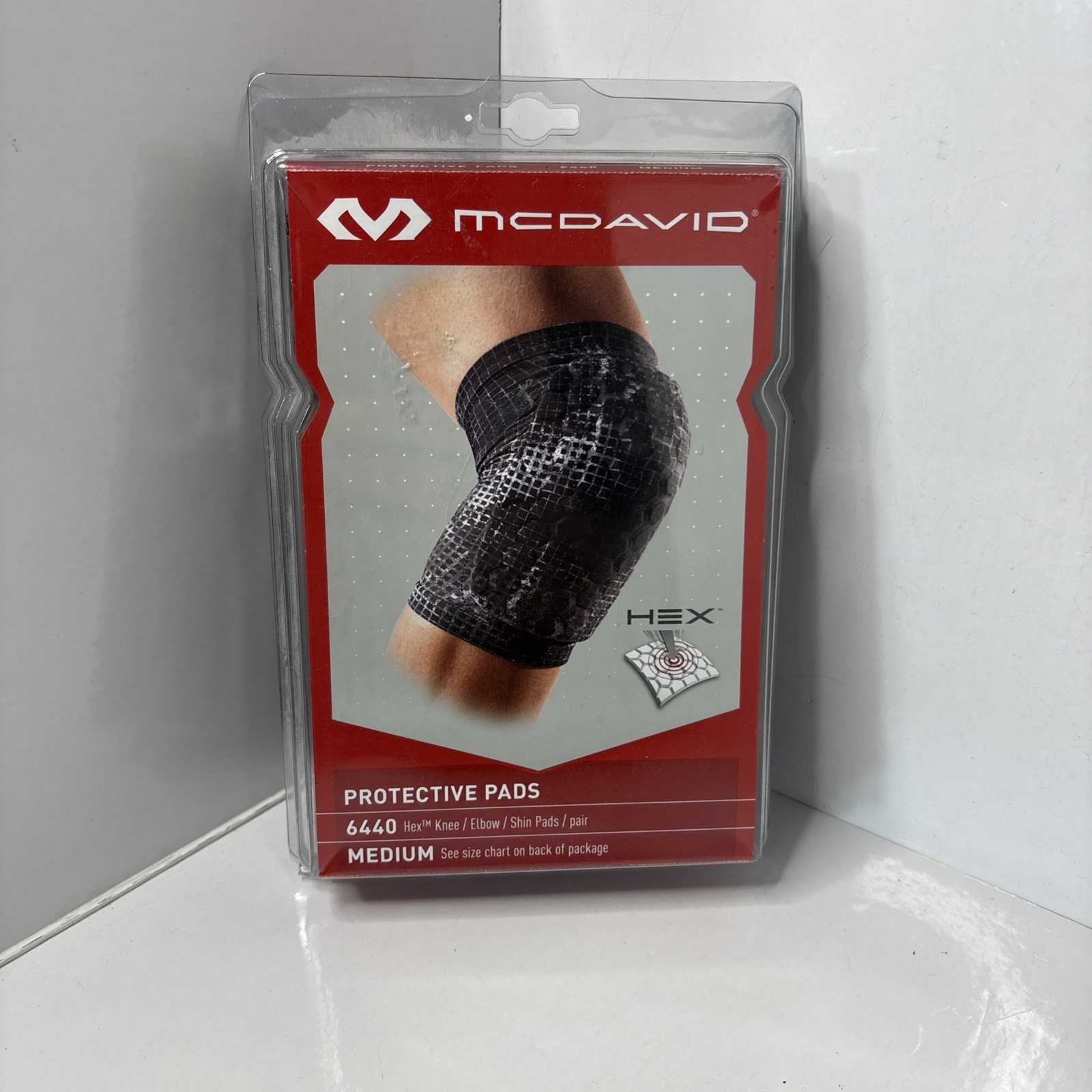 McDavid #6440 Sz M 12″ – 16″ Black Protective Pads Knee/Elbow/Shin New