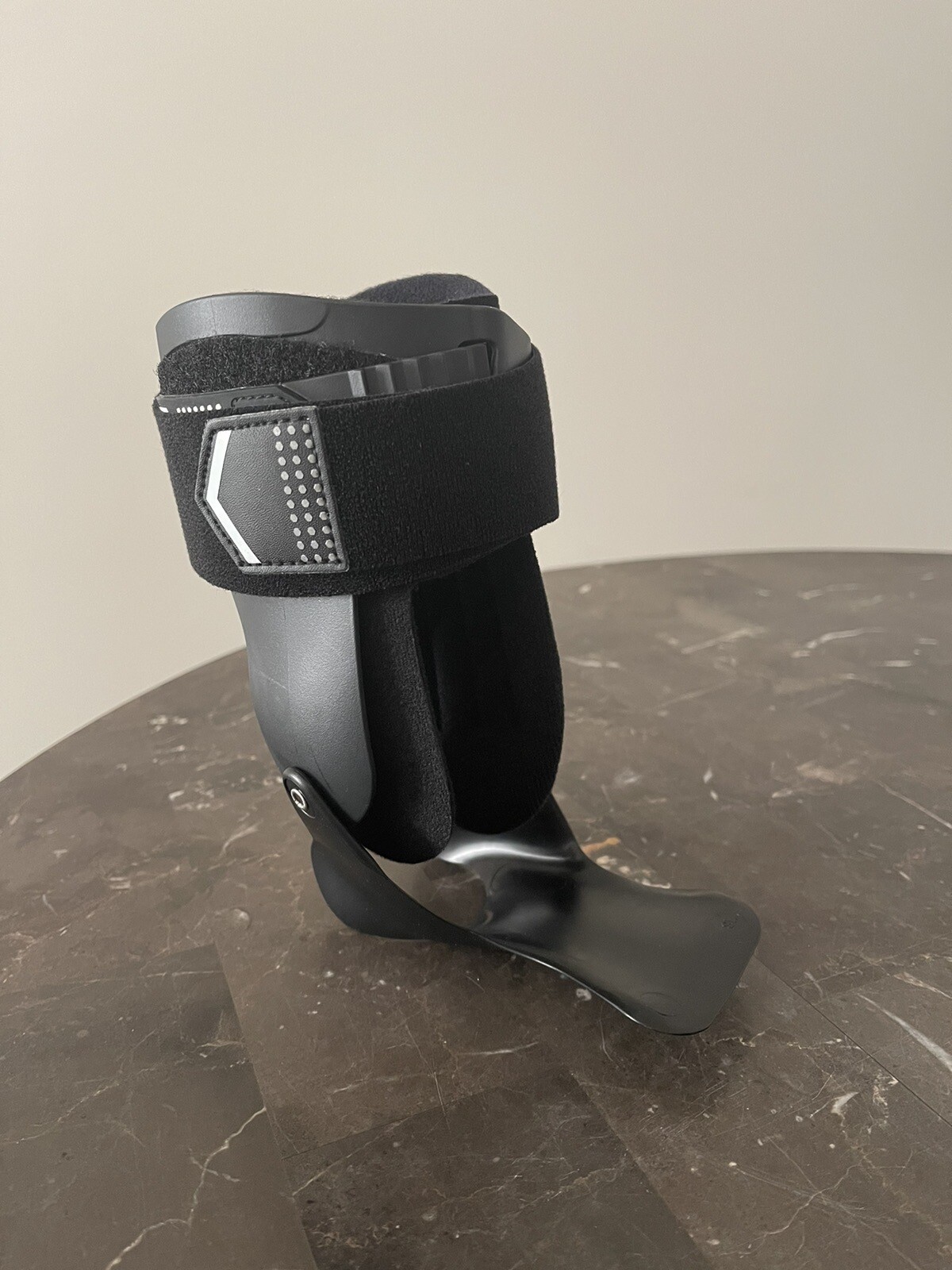 Don Joy performance bionic stirrup ankle brace