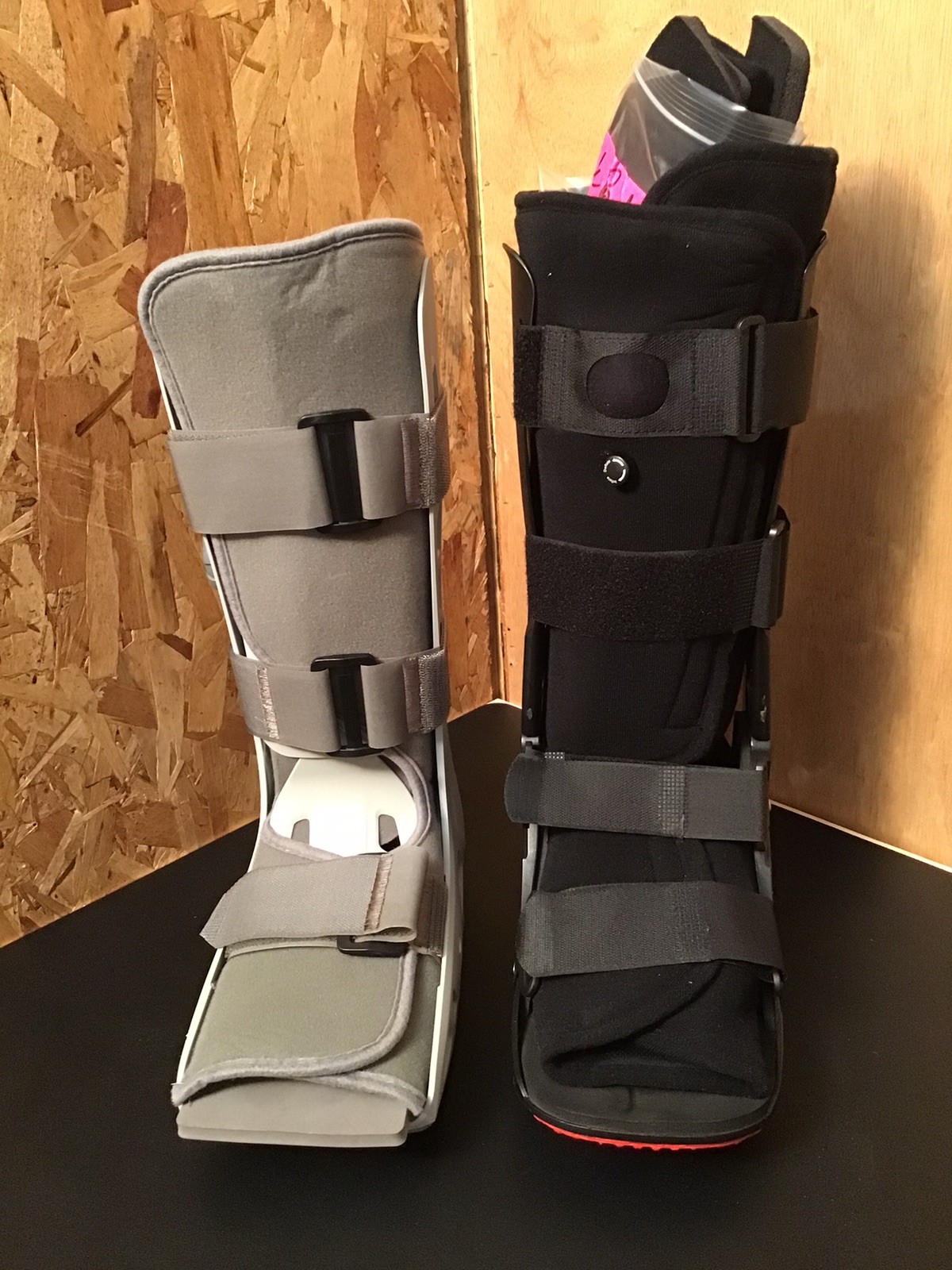 2 Foot Braces ManaMed Aircast Walker Boot Air Pneumatic Pump Black Large Medium
