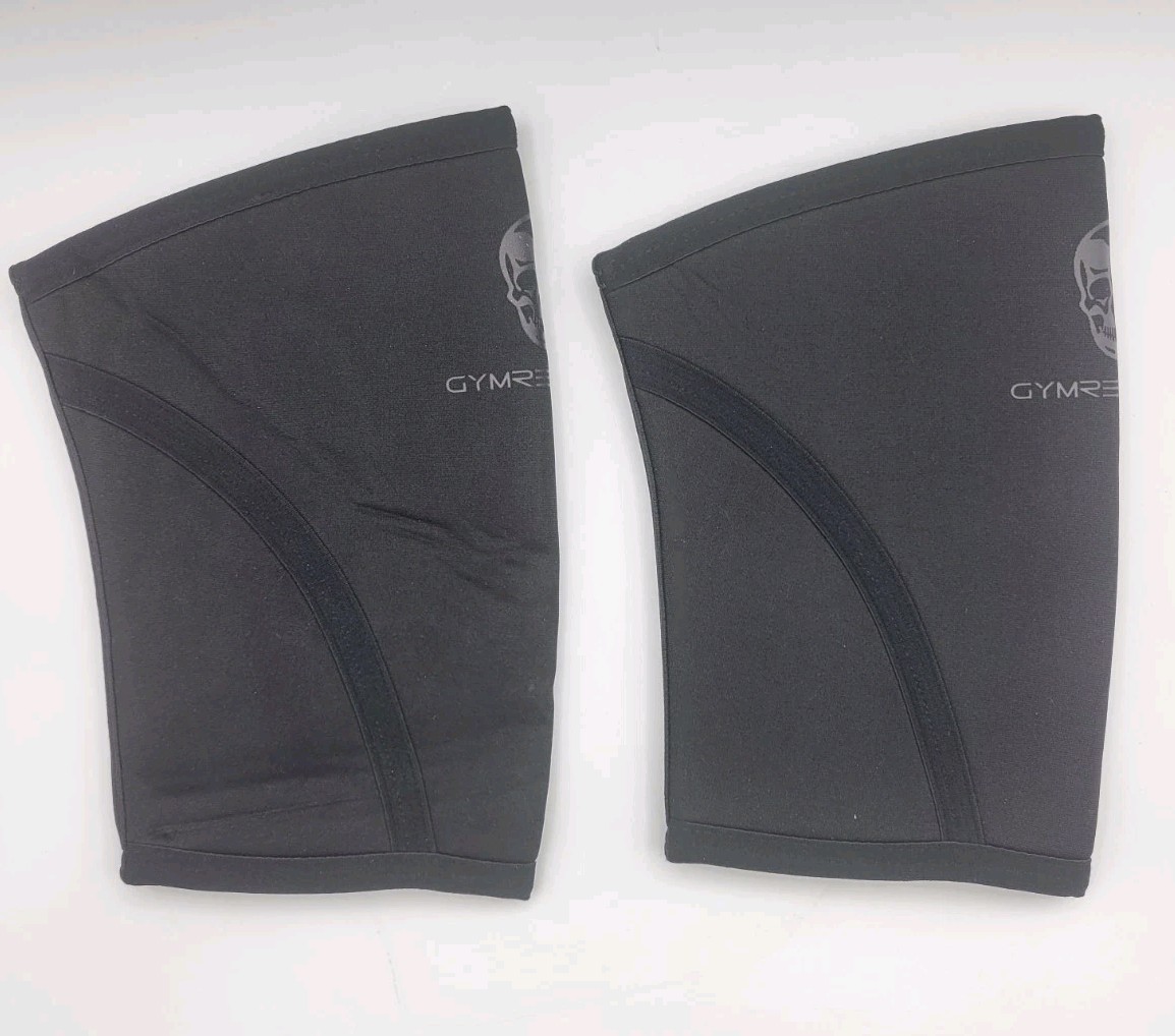 Gymreapers Knee Sleeves Pair w/Gym Bag Knee Compression Black