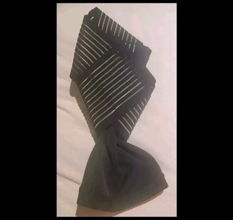 Active Ankle 329 Ankle Stabilizer Compression Sleeve W/ Straps Size Large Black
