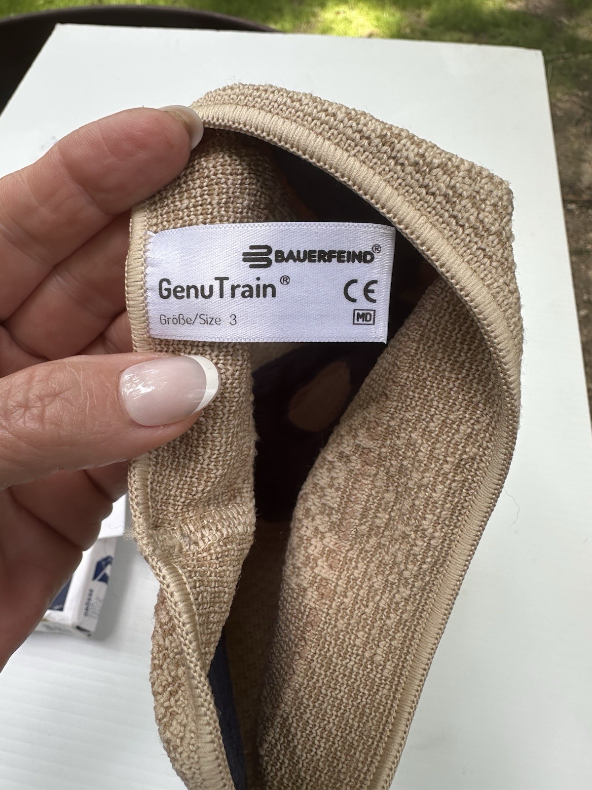 Bauerfeind GenuTrain Knee Support Brace Size 3 Beige New