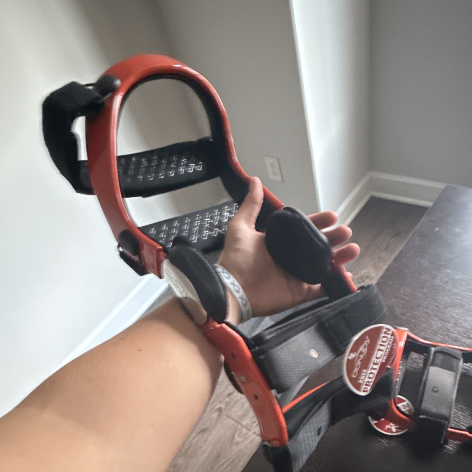 DonJoy A22 Adjustable Hinged Knee Brace Stabilization Support Red/Black One Size