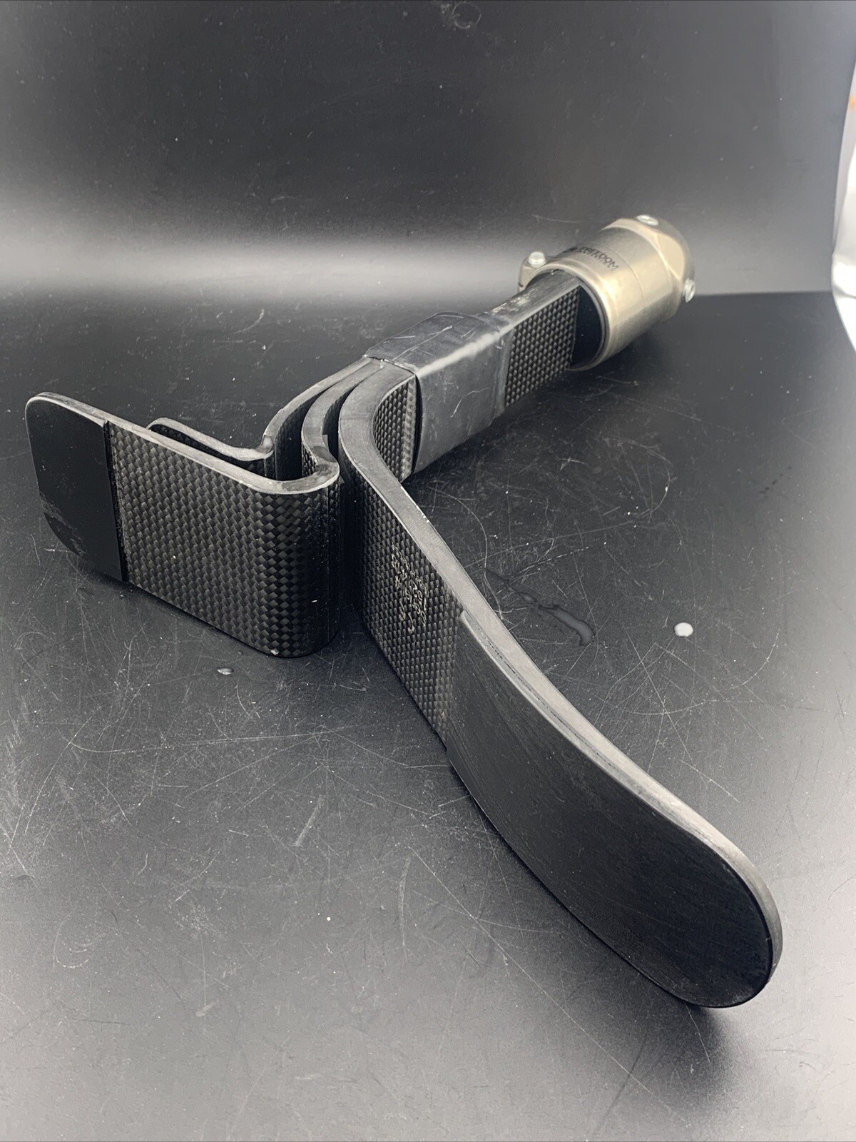 freedom OTTOBOCK Otto Bock silhouette vs prosthetic foot. size 29. category 6