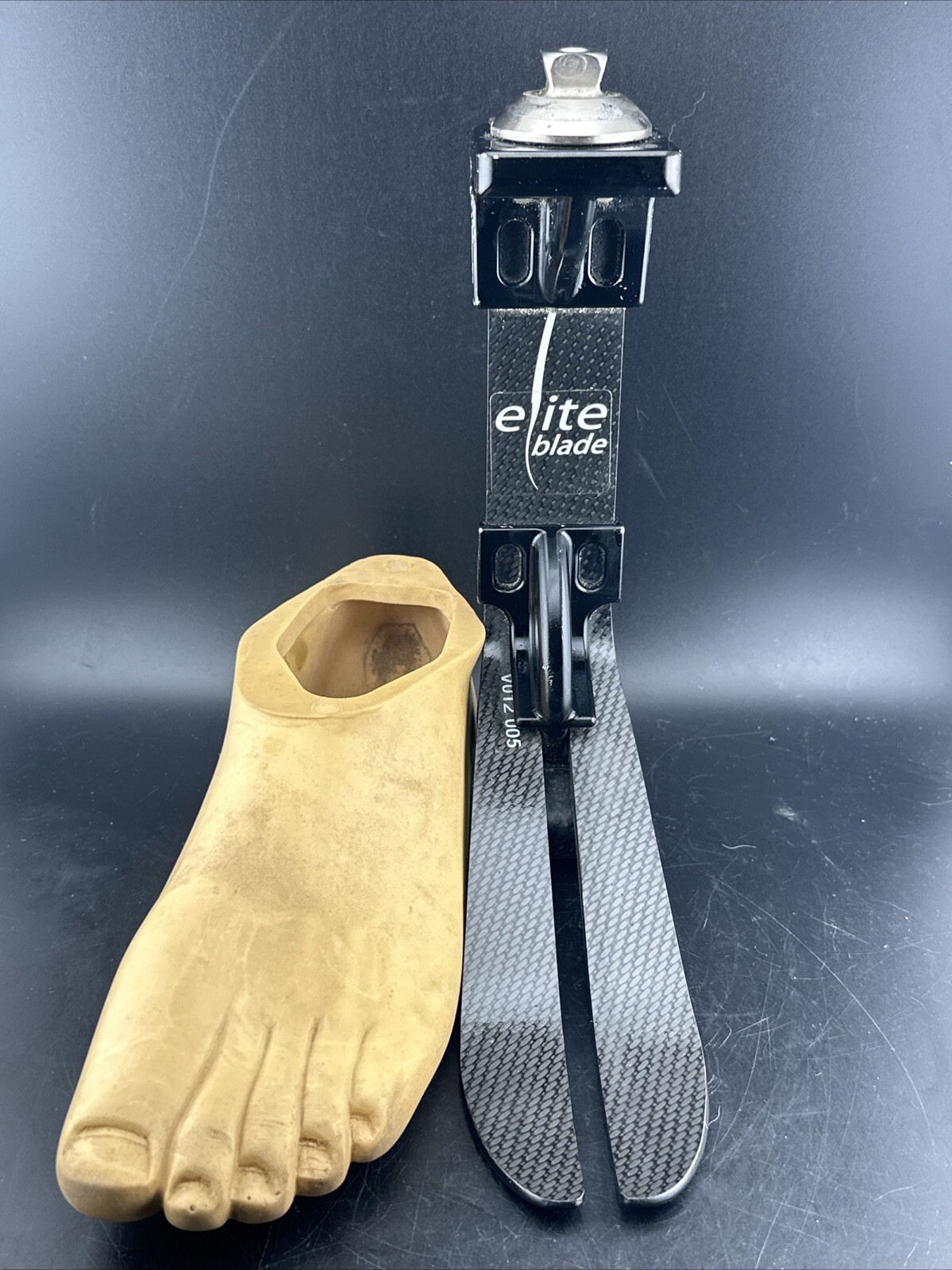 Blatchford Endolite Elite Blade Prosthetic Foot. Size 26