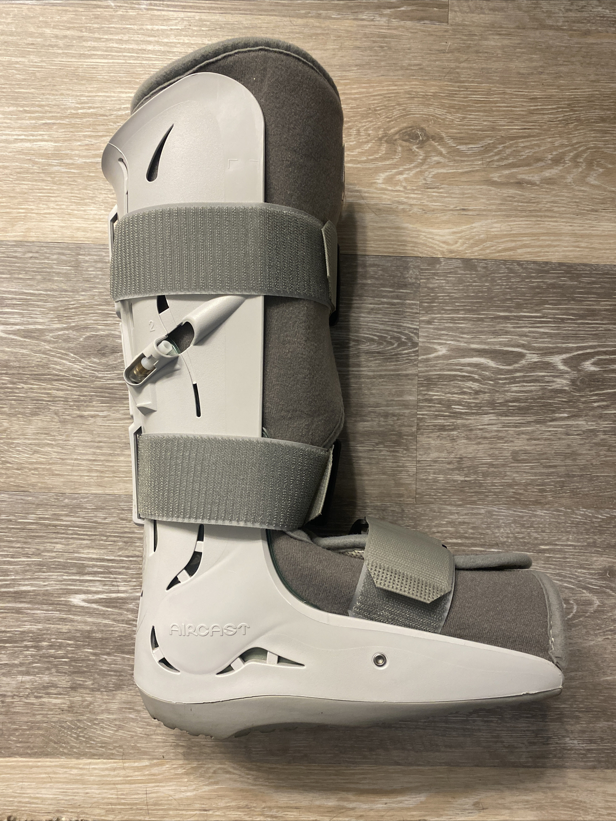 AIRCAST FP Walker Walking Boot Foam Pneumatic Size Small 01F-S with Pump