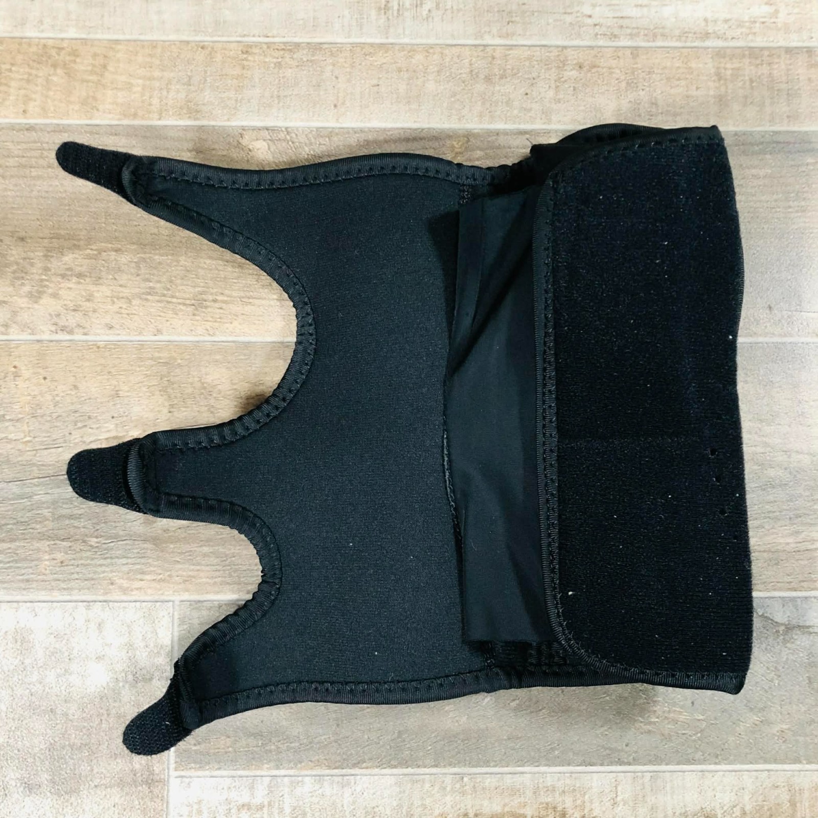 ComfyBrace Night Wrist Sleep Support Brace – Fits Both Hands Adjustable
