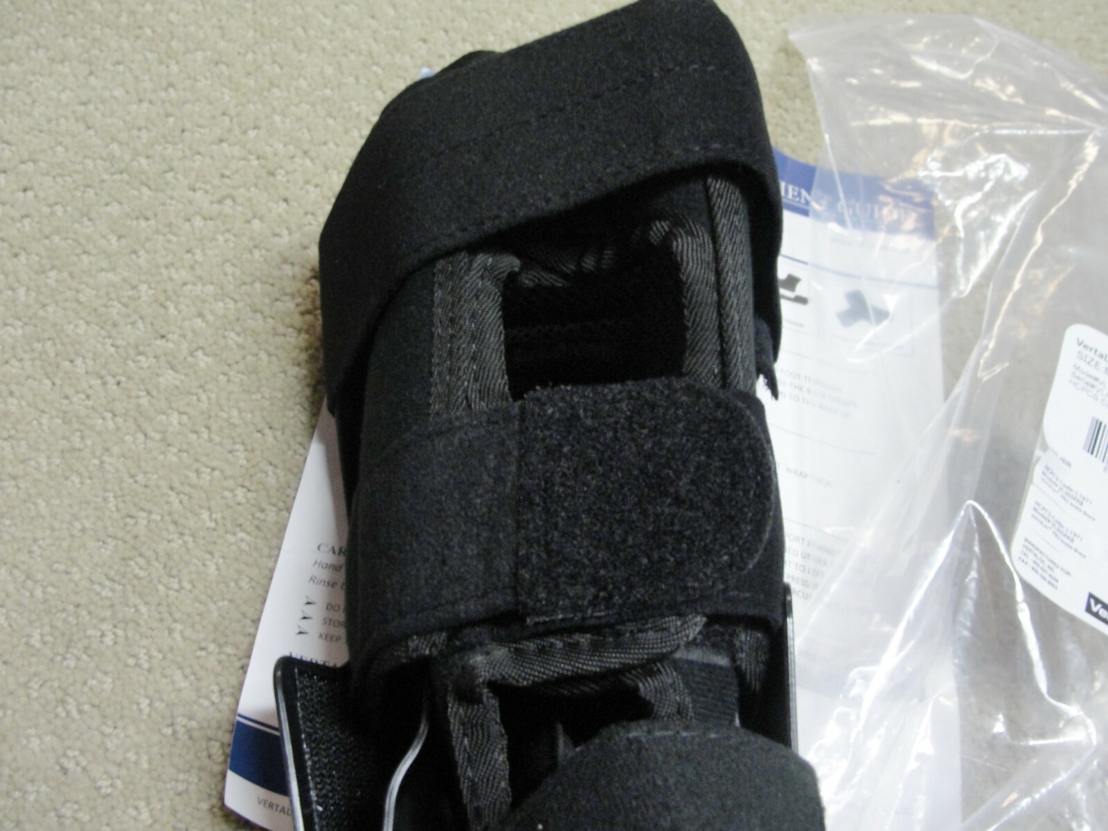 Vertaloc PRO Ankle Brace Medium for Left or Right Ankle NEW Model VL305PAB