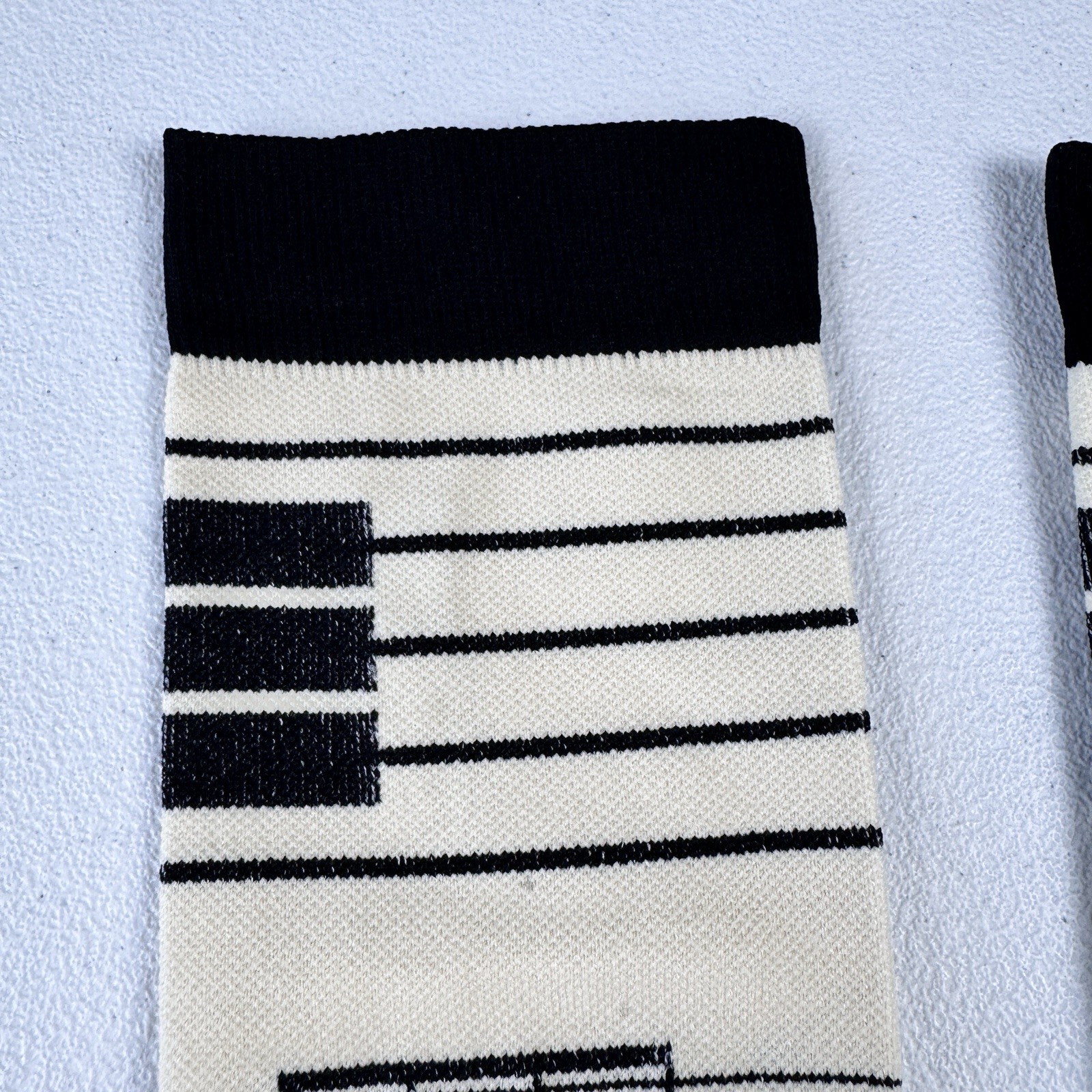Music Note Piano Key Pattern Knee High Compression Socks Size S/M Beige Black