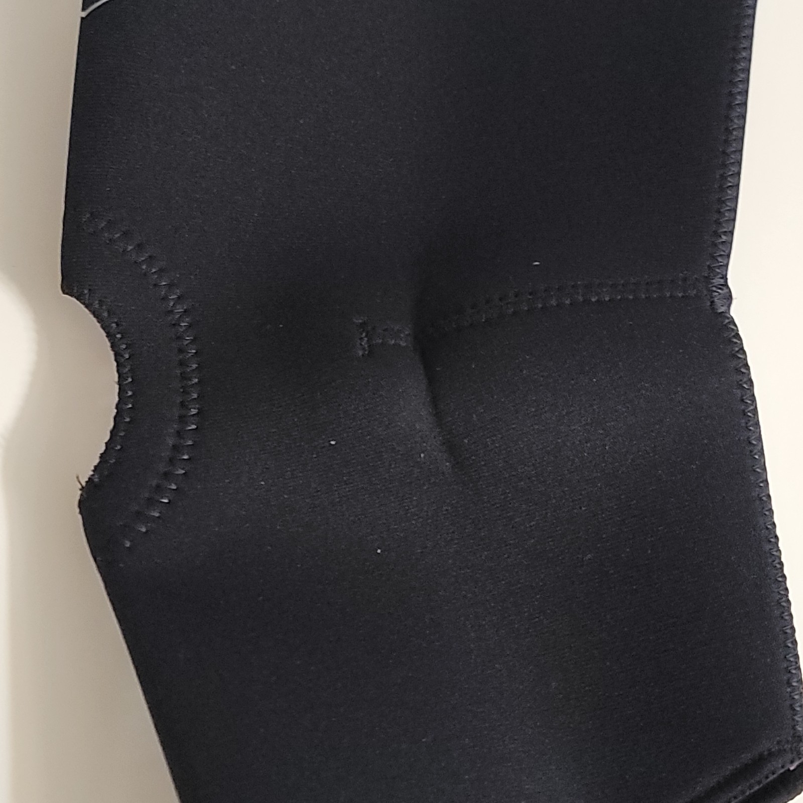 ACE Compression OPEN Knee Support ~ Mild Support, All Sports, Size XL