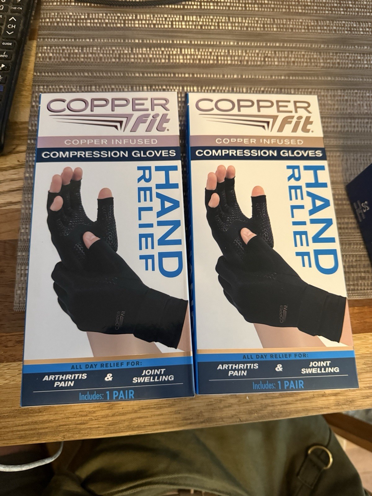 X2 COPPER Fit Infused Compression Gloves Hand Relief S/M Arthritis Pain Unisex