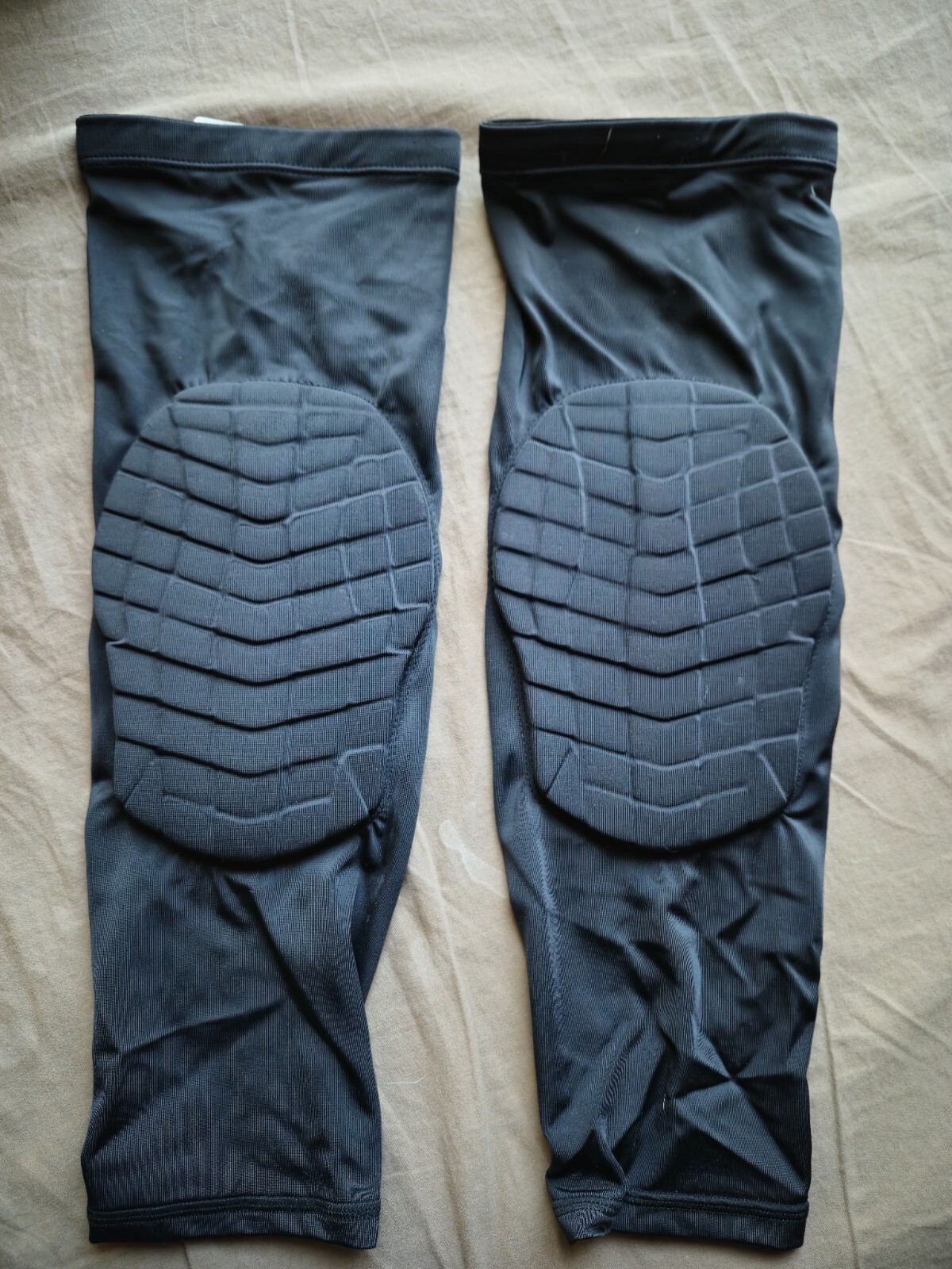 Knee Pads Crashproof Long Leg Knee Sleeve Brace Basketball/ Volleyball/ Football