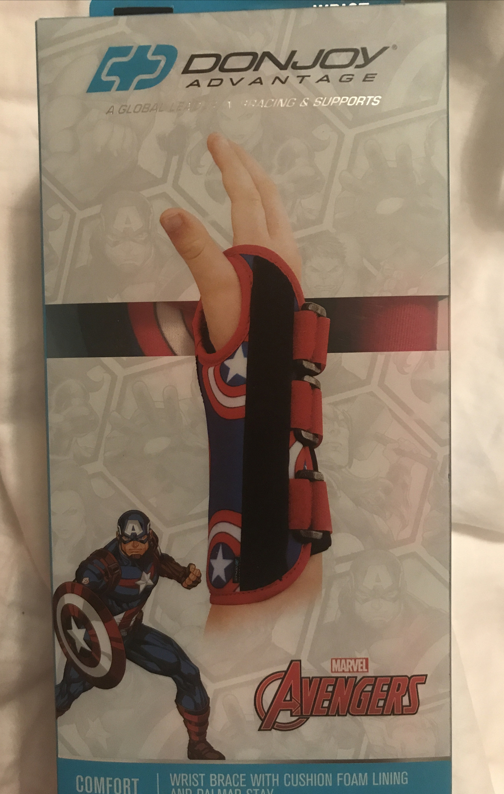 MARVEL AVENGERS DONJOY ADVANTAGE COMFORT WRIST BRACE YOUTH Left hand MODERATE