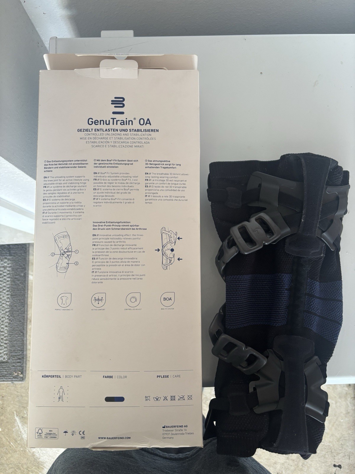 Bauerfeind GenuTrain OA Size 3 Knee Brace Support Left Medial Right Lateral