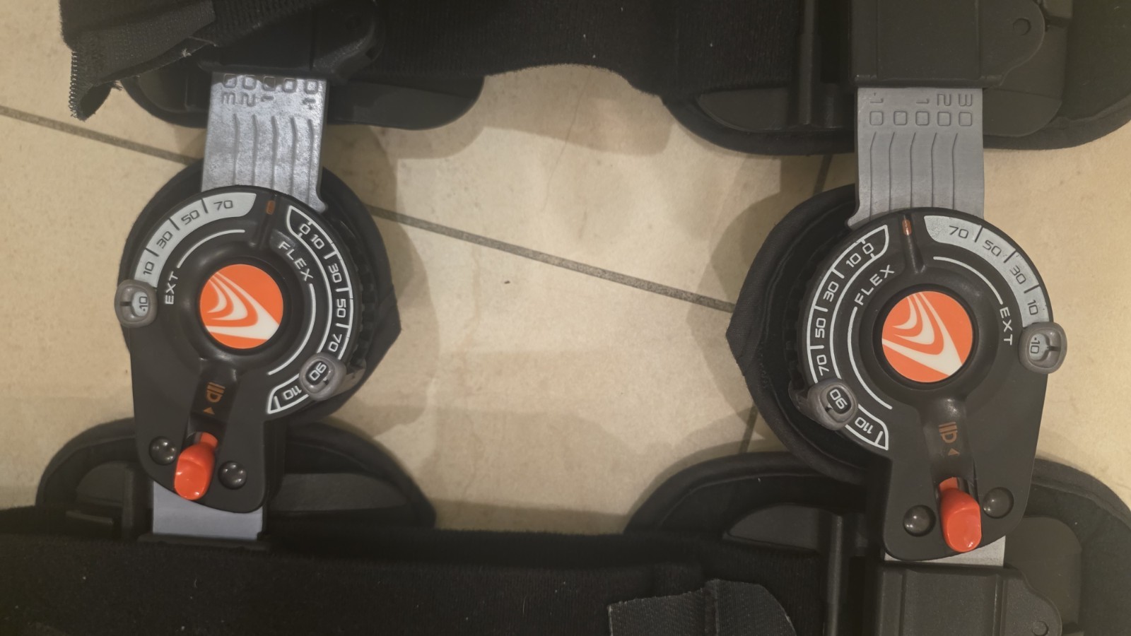 Breg Tscope T SCOPE PREMIER Post Op KNEE BRACE Left or Right Leg Adjustable Fit