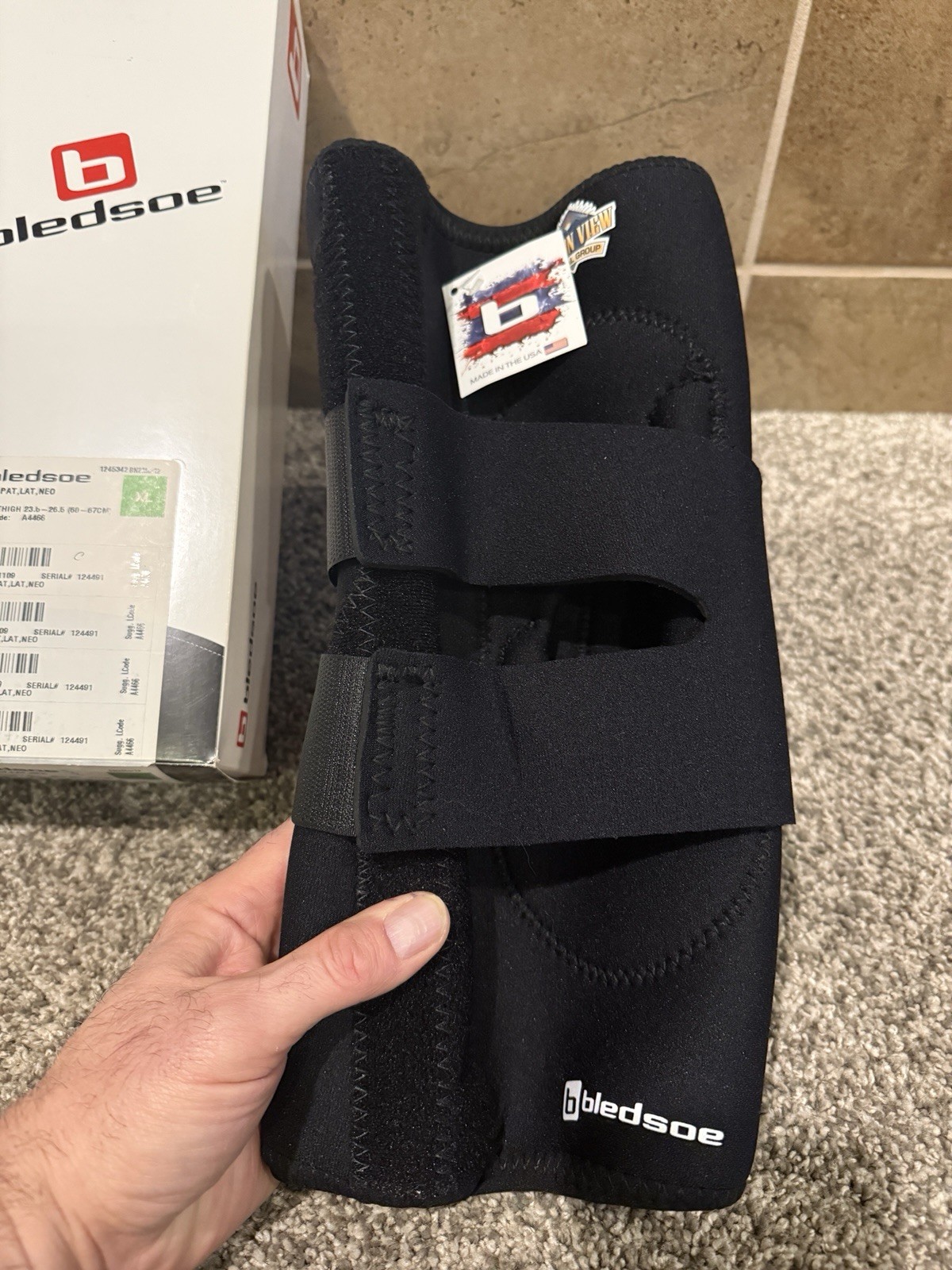 Bledsoe SA611109 XL Left Knee Brace Lateral Patella Stabilizer Black New 124491