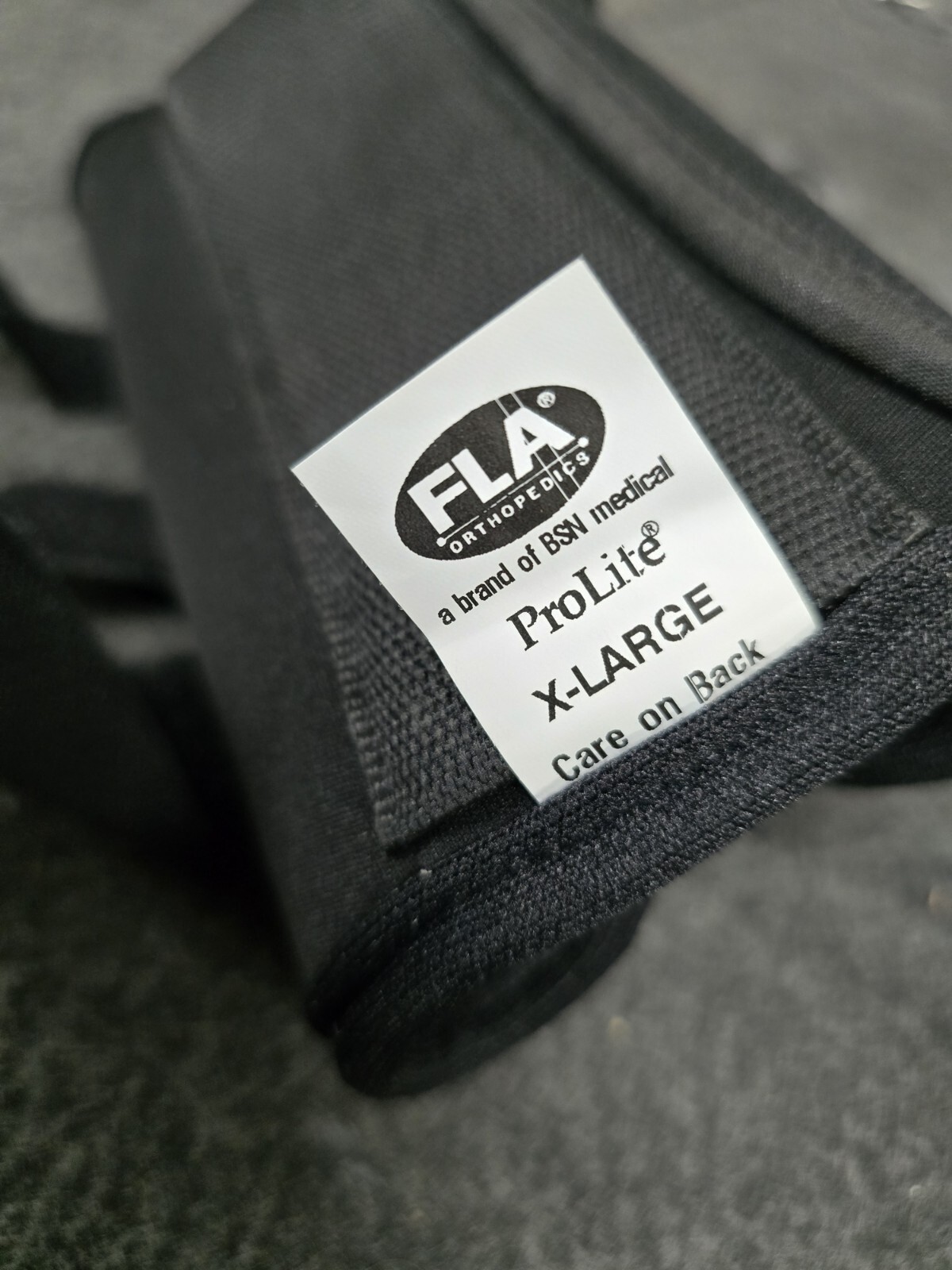 FLA PRO LITE COMPOSITE WRIST SPLINT WITH ABDUCTED THUMB 8″ BLACK 22-46019BLK NEW