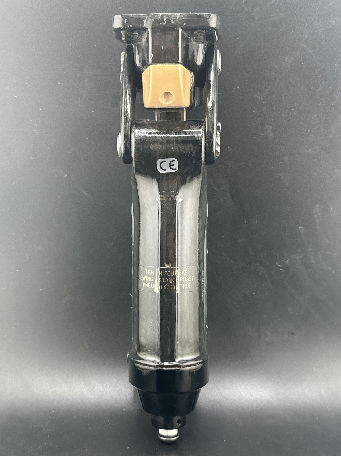 Graph-Lite 4-Bar Pneumatic Prosthetic Knee By TEH LIN. Great Condition.