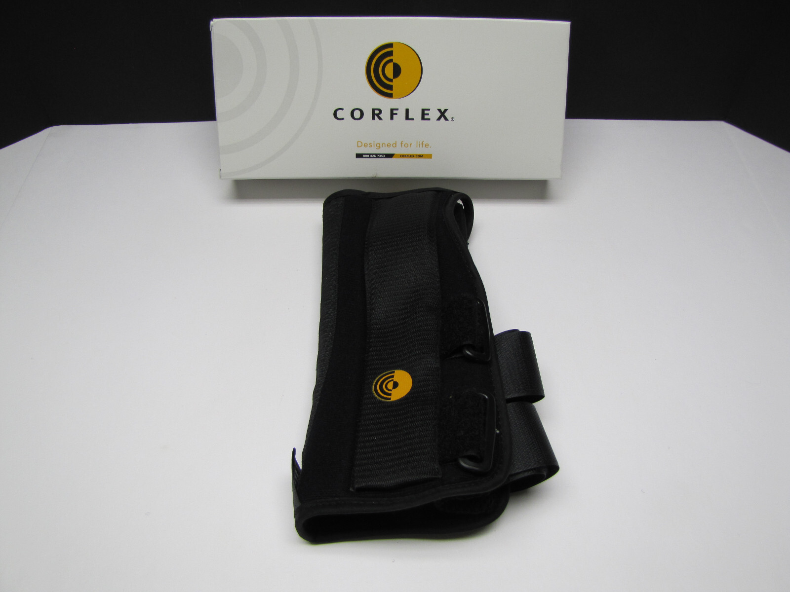 Corflex 10″ Ultra Fit Wrist Splint Brace w Thumb Hole – Right, Universal S-M-L