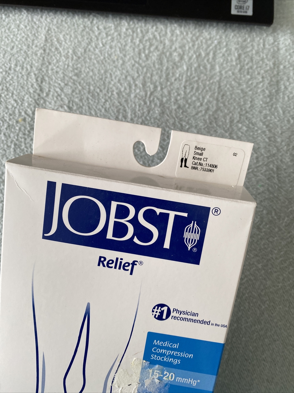 Jobst Relief Knee High Moderate Compression 15-20, Closed Toe Silky Beige, Small