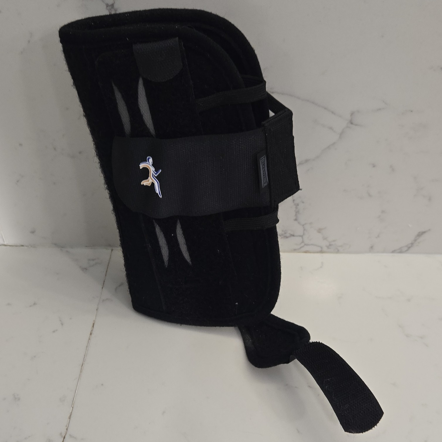 Hely & Weber Wrist Brace Stabilization Adjustable, Black Right Hand