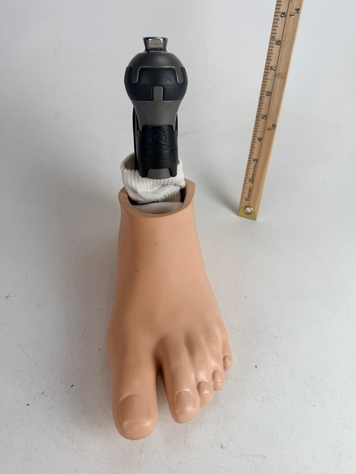 Freedom Innovations Shockwave by Proteor Prosthetic Foot Cat 5 27cm Left Carbon
