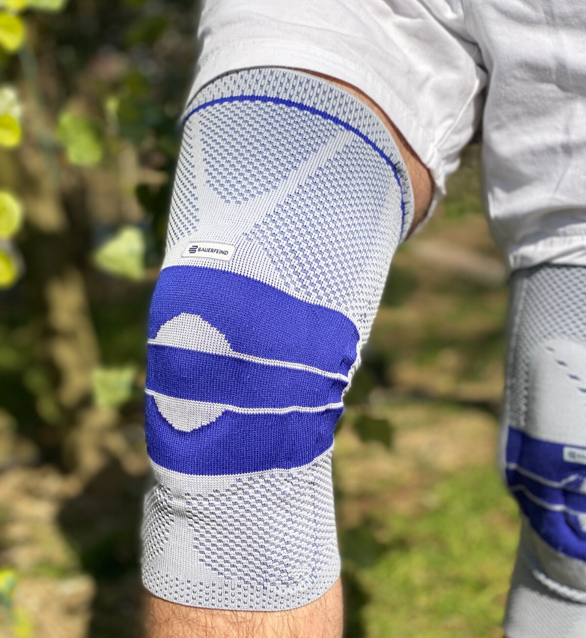 Bauerfeind GenuTrain Size 3 Knee Joint Brace Patella Support Meniscus Sleeve ACL