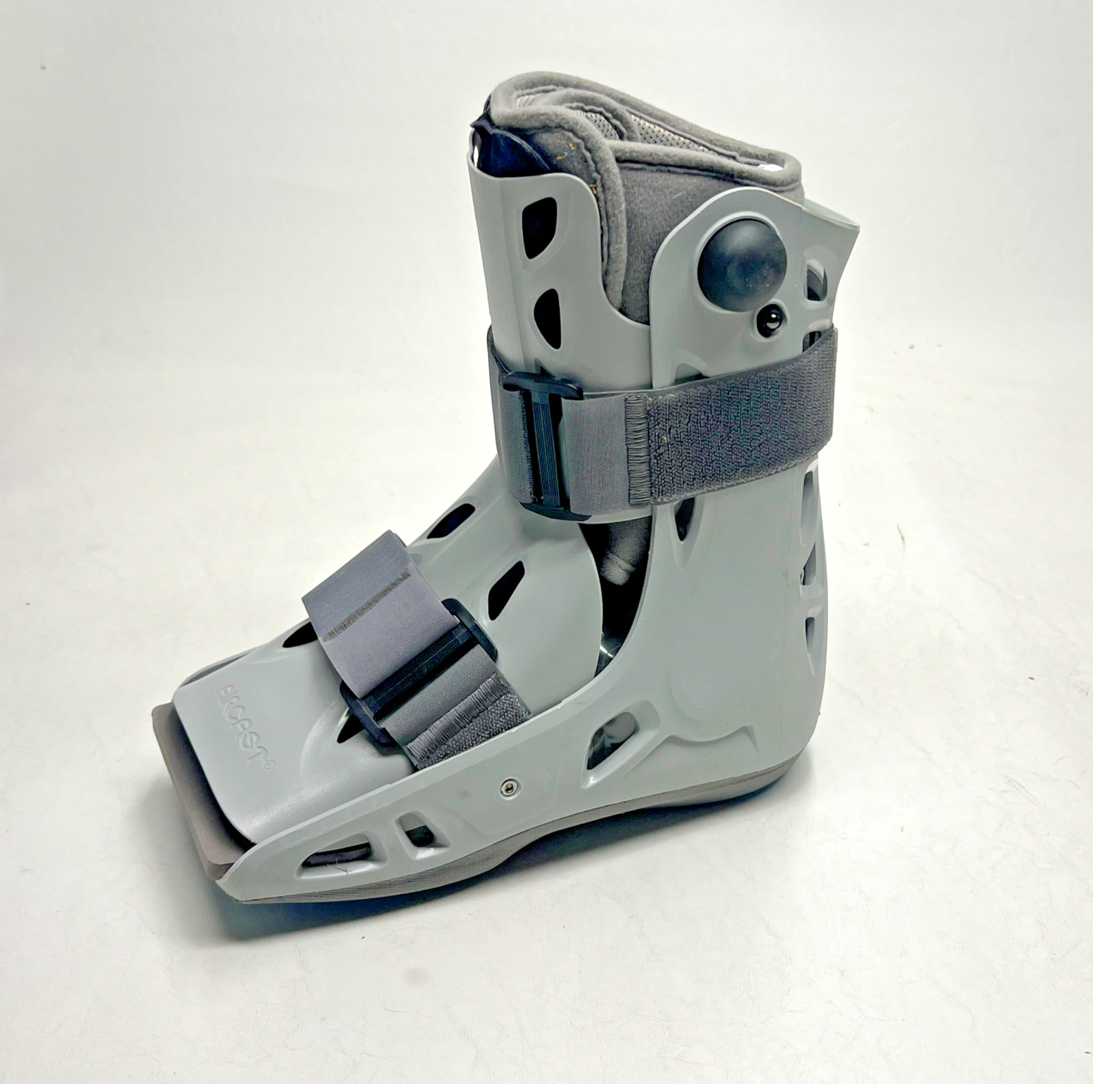 Aircast Walking Brace Boot Large Ankle Softstrike DJO Inflatable 231213-AA