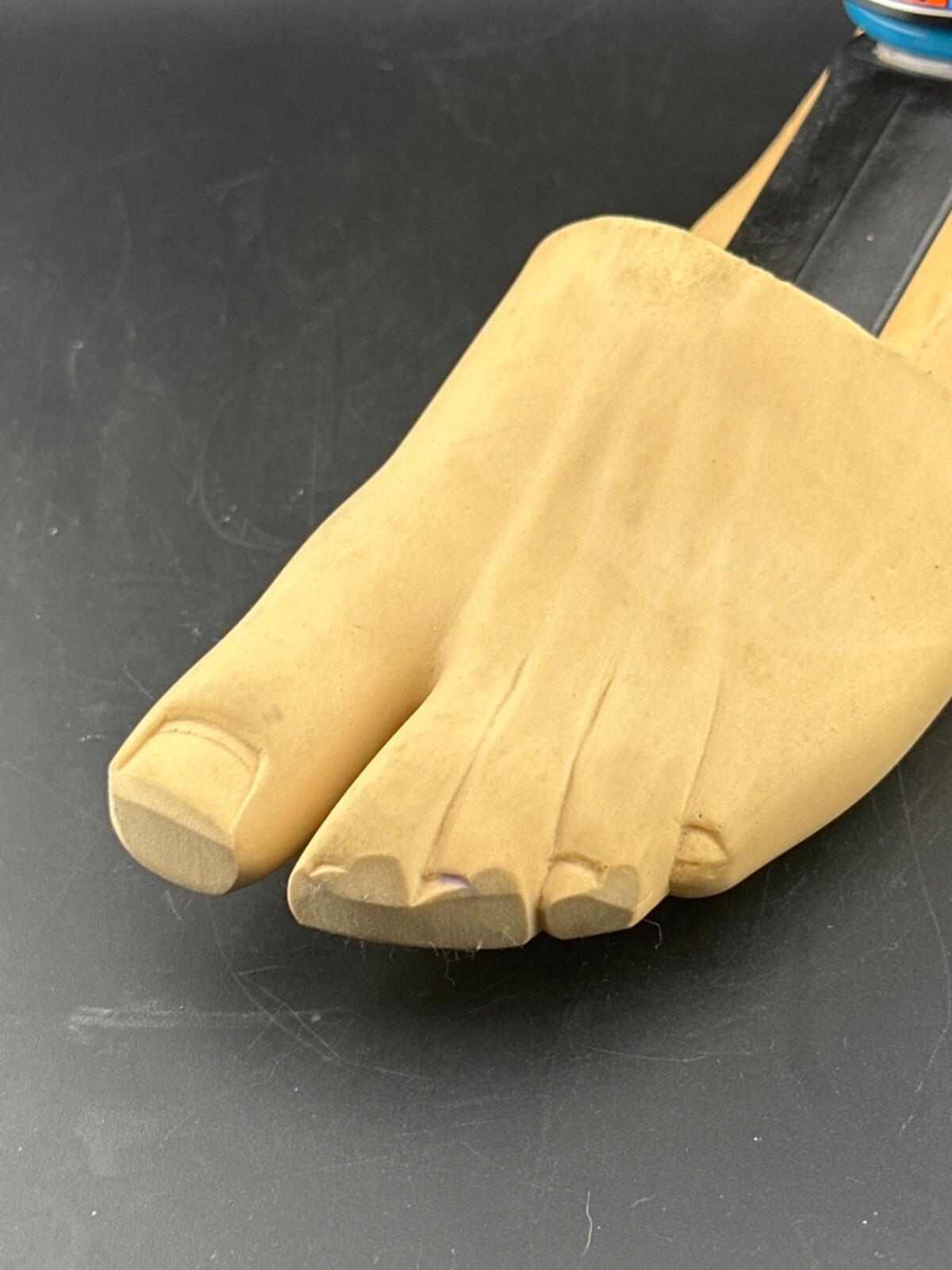 Blatchford endolite Multiflex mult flex prosthetic foot. left. Size 26