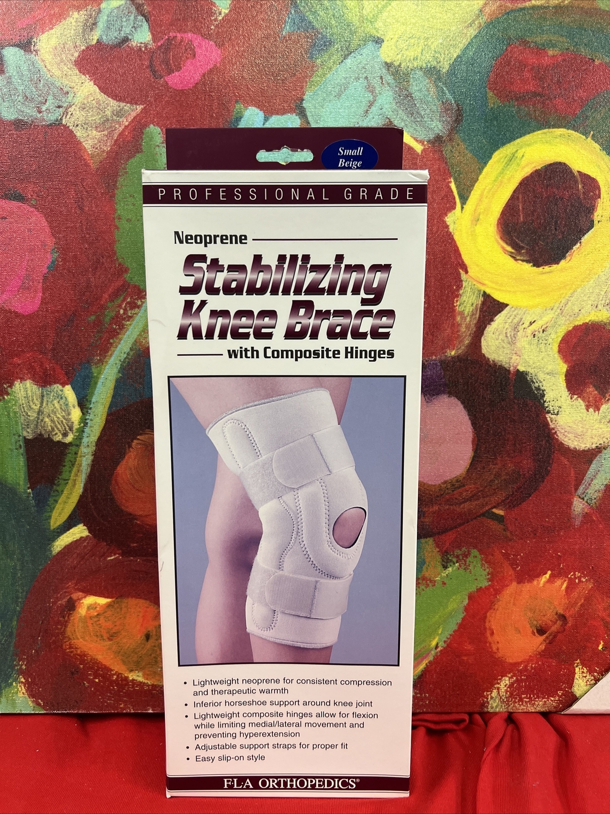 FLA ORTHOPEDICS Neoprene stabilizing knee brace W/composite hinges Small NIB