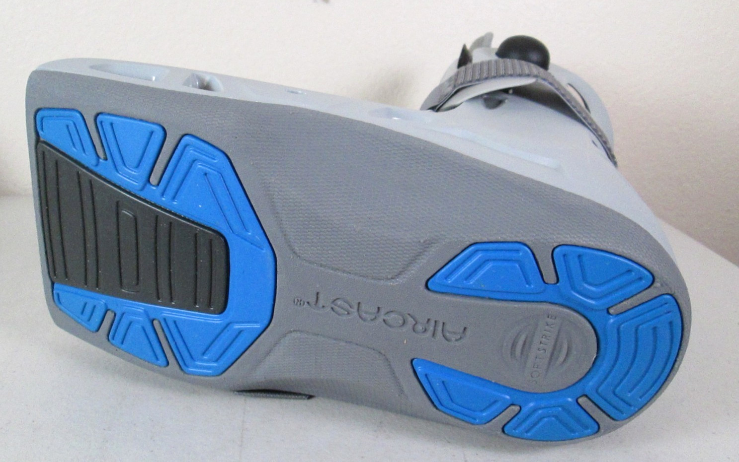 Aircast Airselect Walker Brace/Walking Boot Size Medium – NEW –