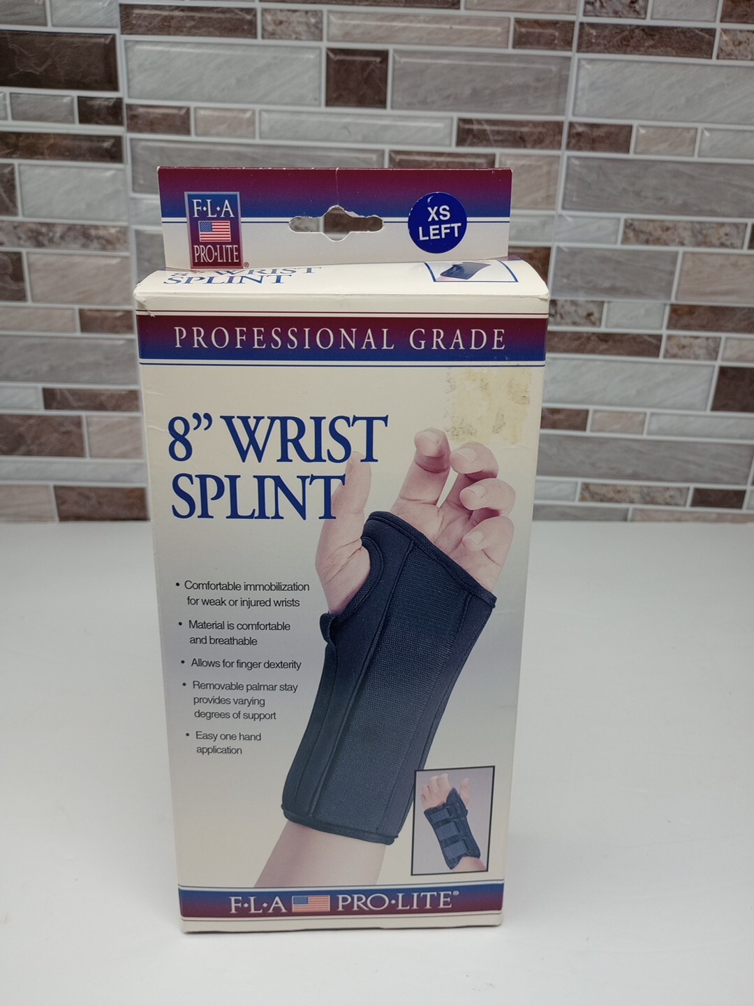 FLA Pro-Lite 8″ Wrist Splint Black Left Hand X-SMALL Open Box
