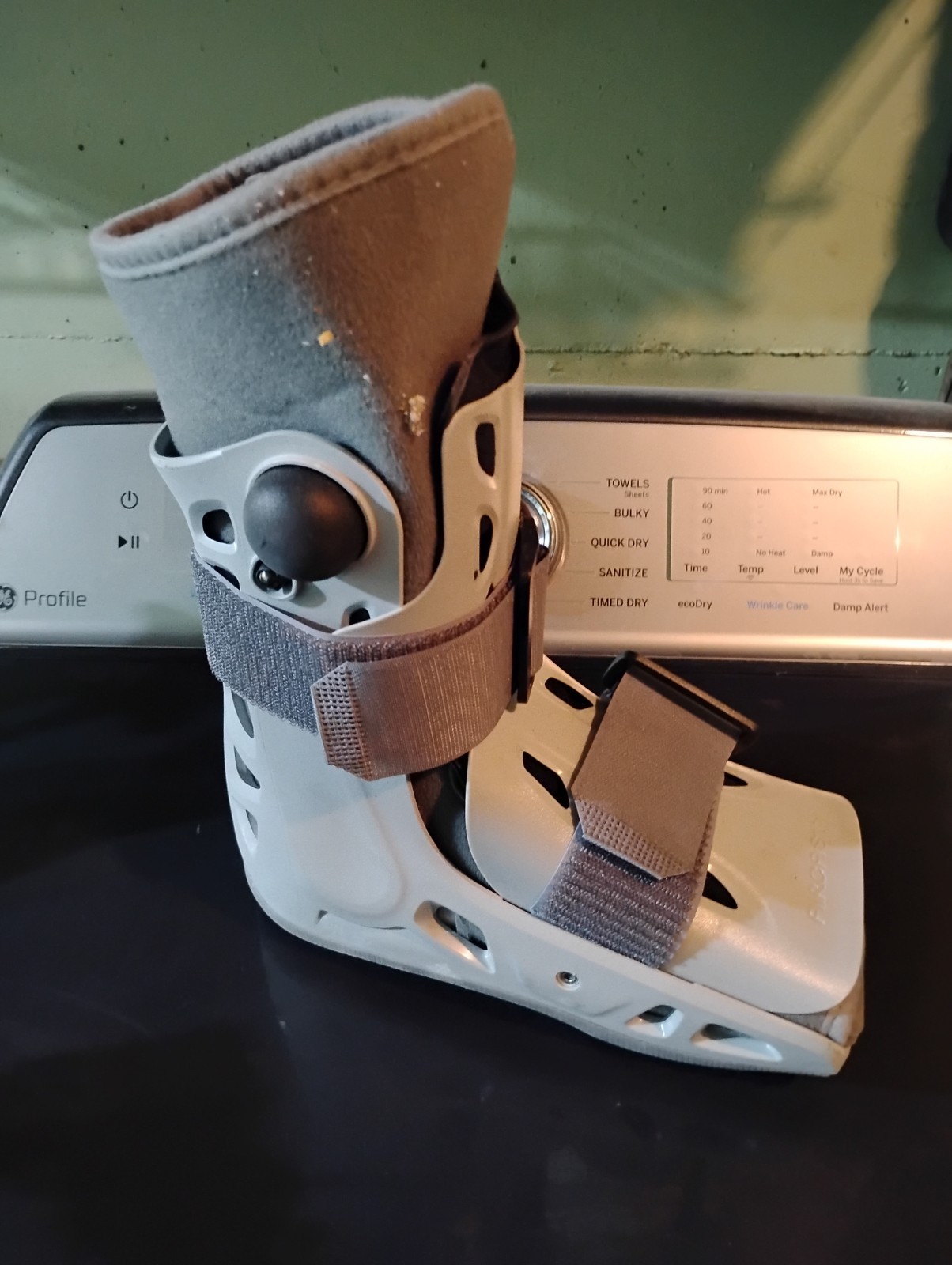 Aircast Airselect Short Walkers Pneumatic Boot Adult Small 01ES-L