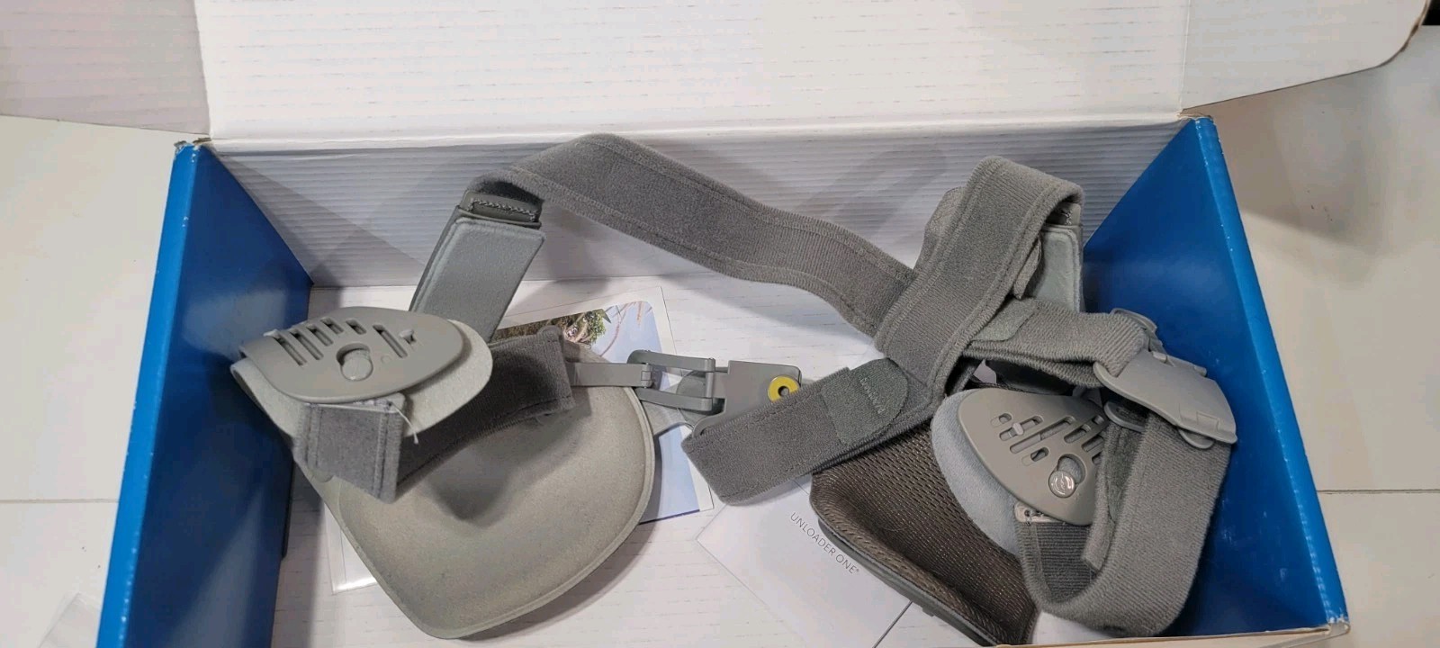 Ossur Unloader One with SmartDosing Knee Brace Medium Left Lateral Short