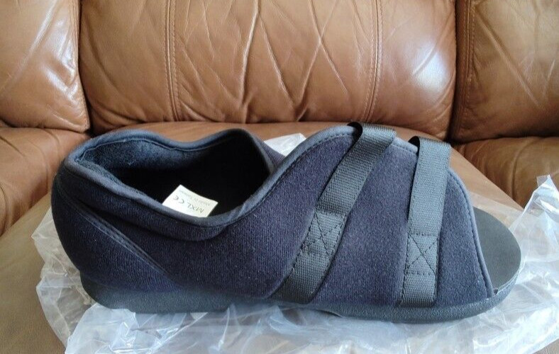 New in open pack Adult Ossur Post-Op Adjustable Soft Top Shoe Sz XL Length 12″