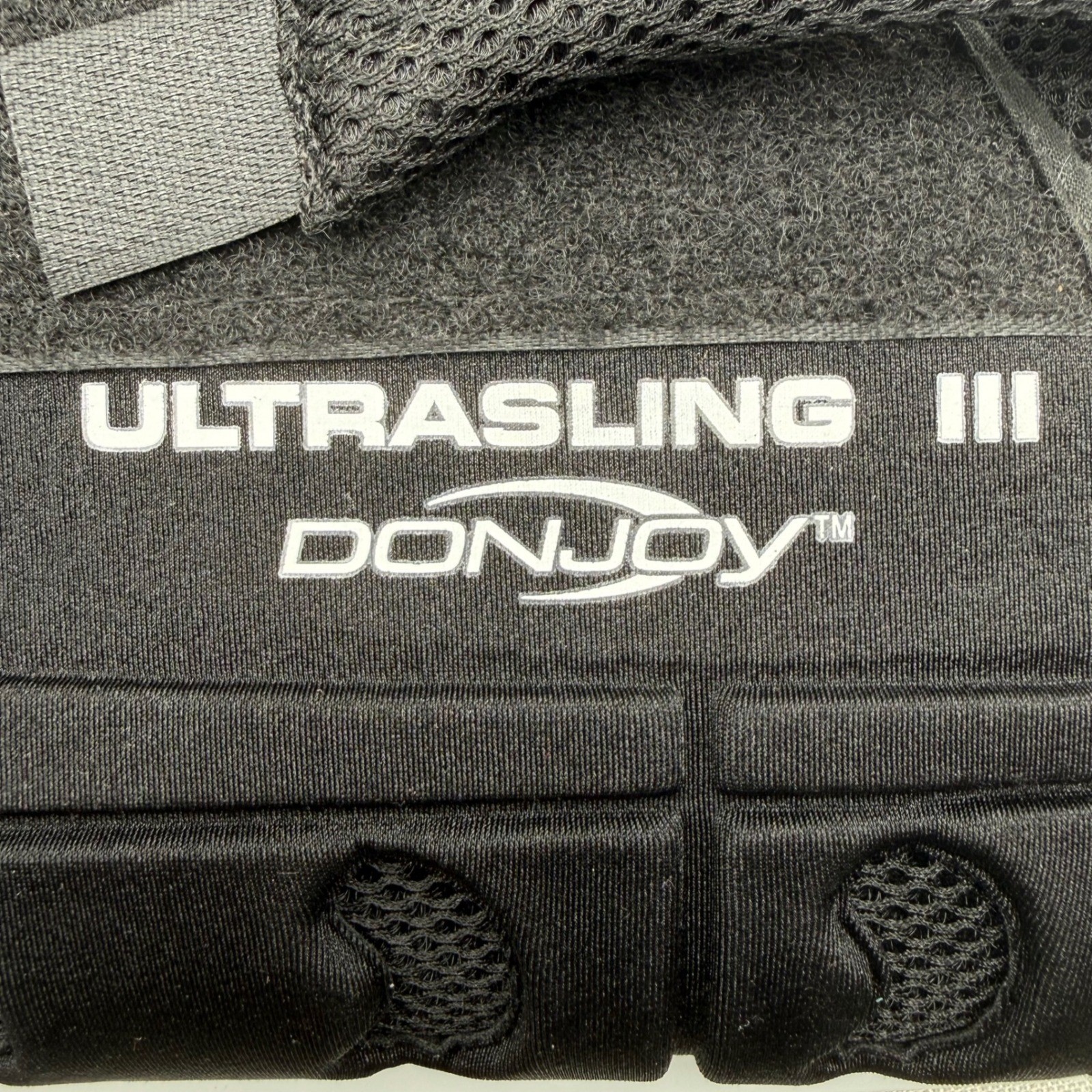 DonJoy UltraSling III Unisex M Orthopedic Shoulder Arm Immobilizer Support Sling