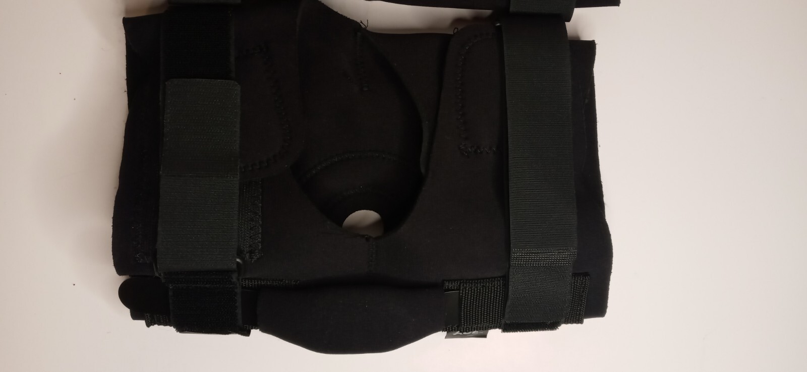 ACE BRAND STABILIZING HINGED ADJUSTABLE KNEE BRACE, LEFT OR RIGHT *DM