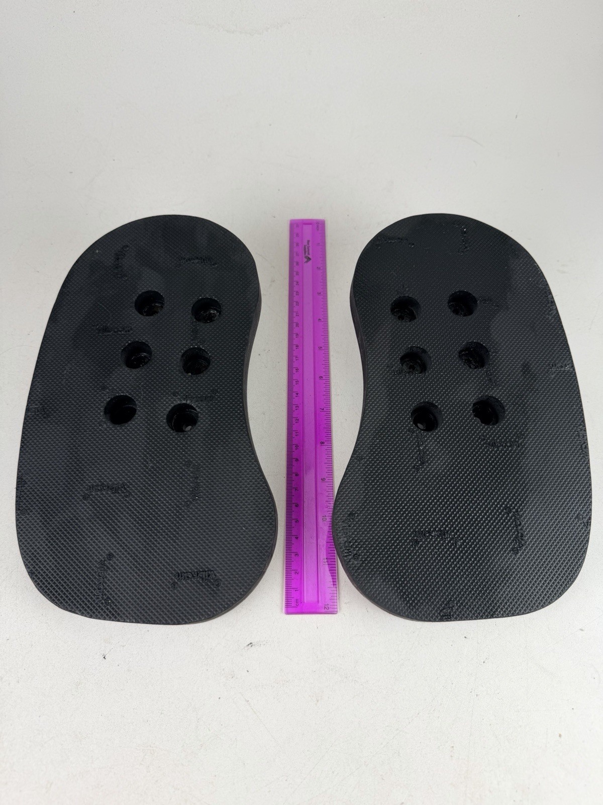APC TRAINERS DYNAMIC FLEXIBLE KEEL STUBBIE FOOT K1 – K2 Prosthetic Stubbies Pair