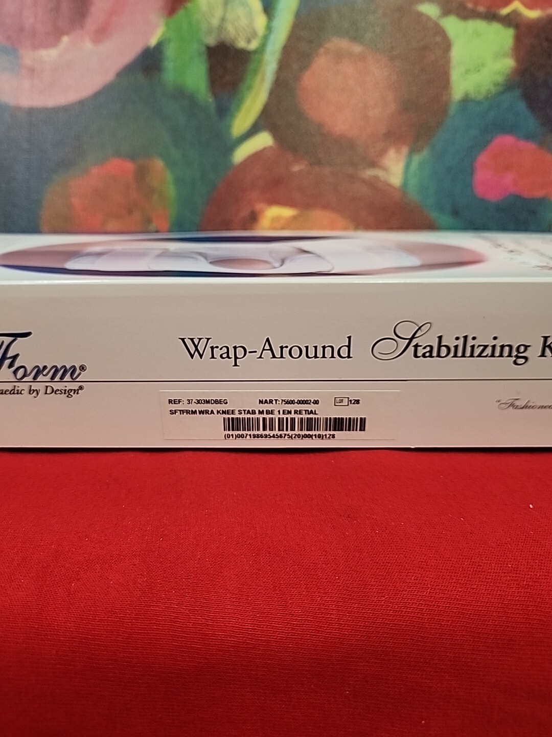 FLA Soft Form Wrap Around Stabilizing Knee Support, Beige, Medium New In Box